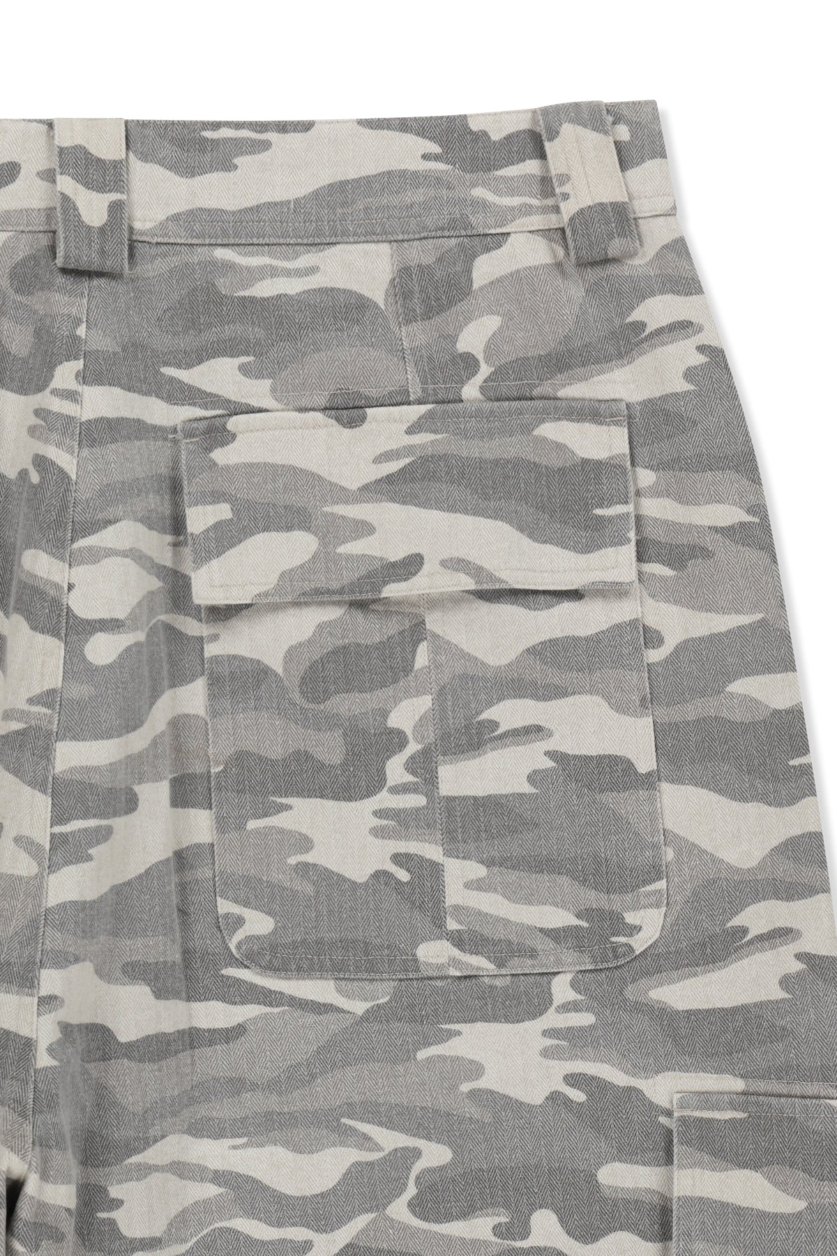 Matin Kim - Camouflage Cargo Bermuda Pants (Grey) product image 5 | TRAB K-Fashion Australia