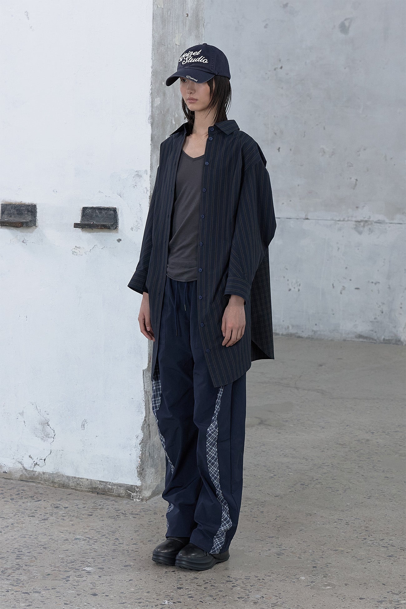 Deinet - Dual Pattern Structured Shirts (Navy) product image 2 | TRAB K-Fashion Australia