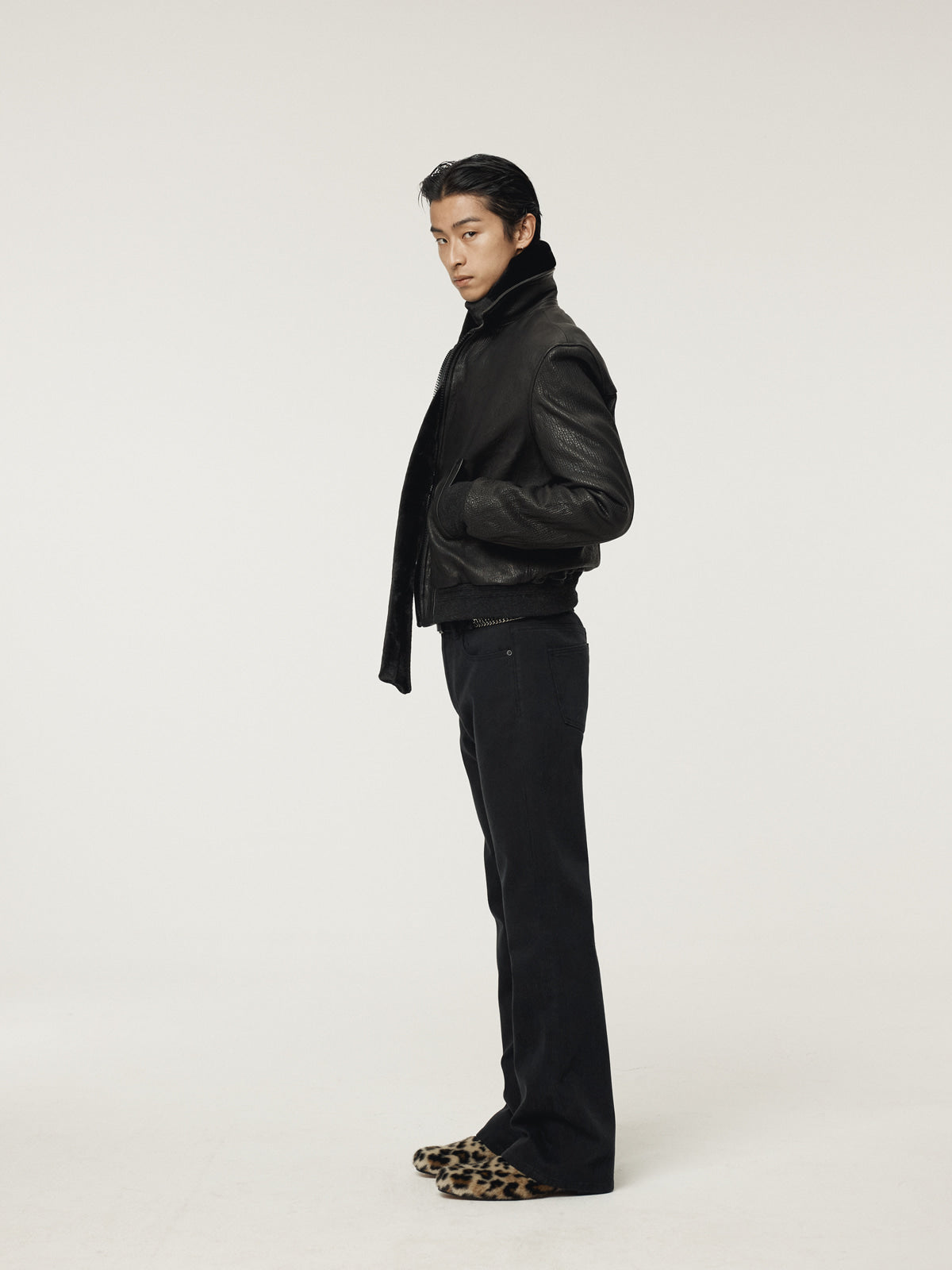 Recto - Flare Denim Pants (Black) product image 2 | TRAB K-Fashion Australia