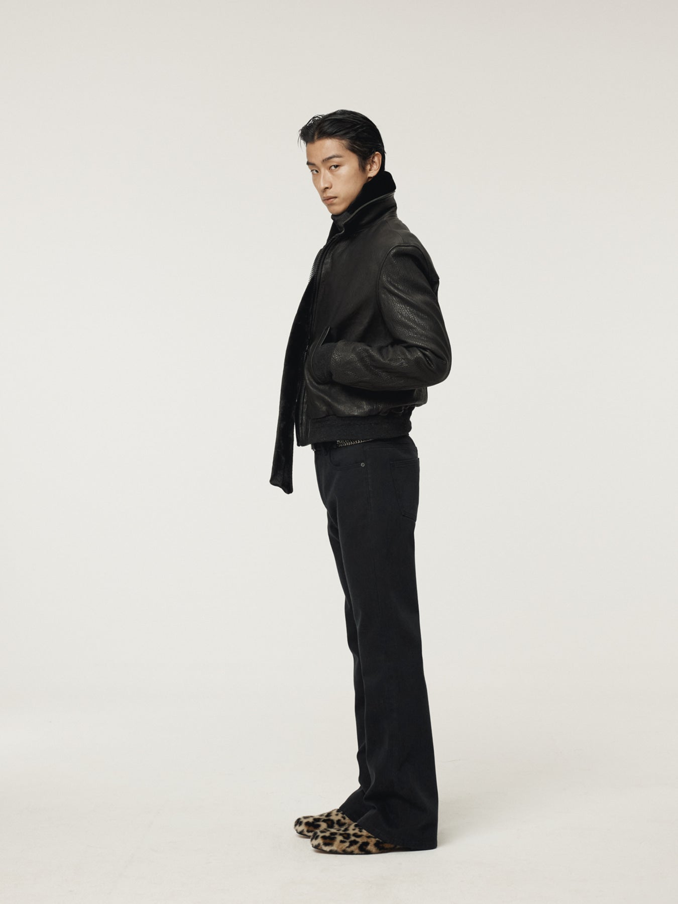 Recto - Flare Denim Pants (Black) product image 2 | TRAB K-Fashion Australia