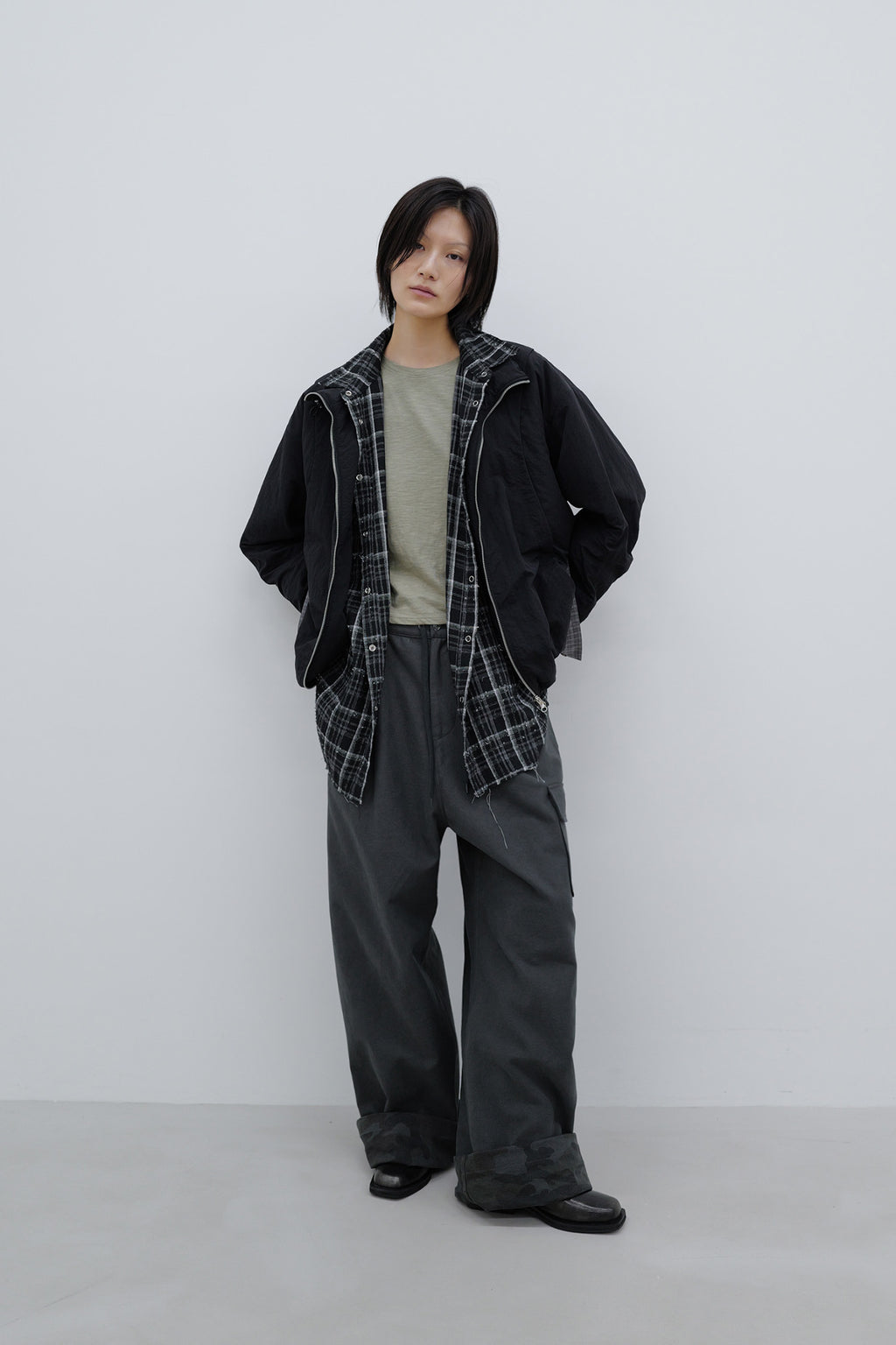 Deinet - Deinet Check Contrast Bomber Jacket (Black) product image 4 | TRAB K-Fashion Australia