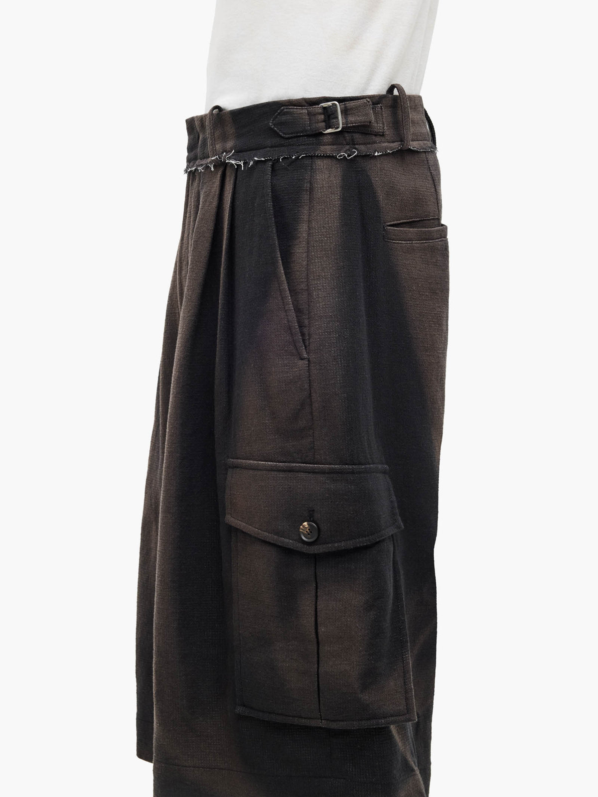 Jiyong Kim - Sun-Bleached Multi Pocket Half Trousers (Black) product image 7 | TRAB K-Fashion Australia