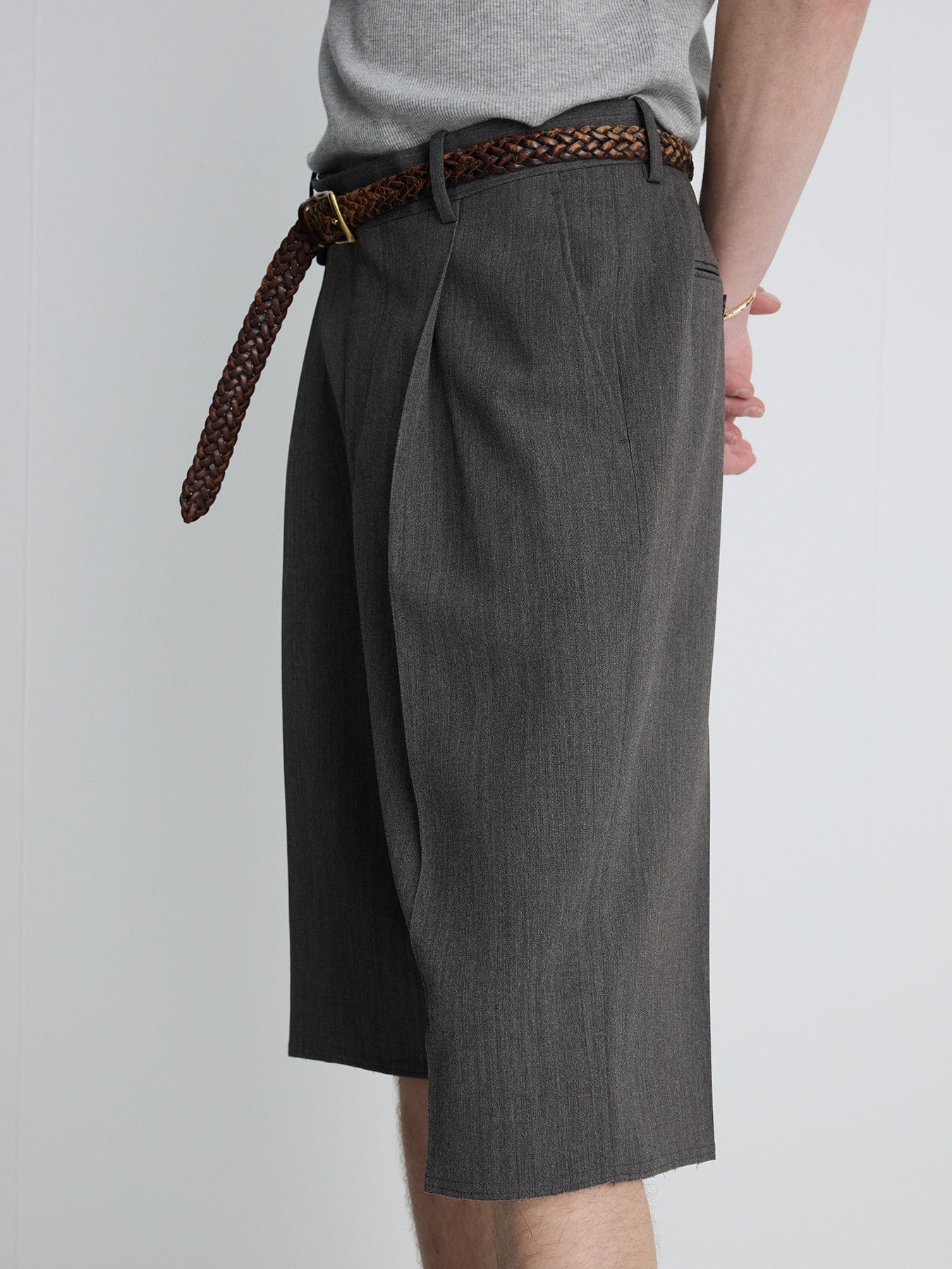 Tonywack - Raw-Cut Wool Pleated Tailored Shorts (Melange Grey) product image 8 | TRAB K-Fashion Australia