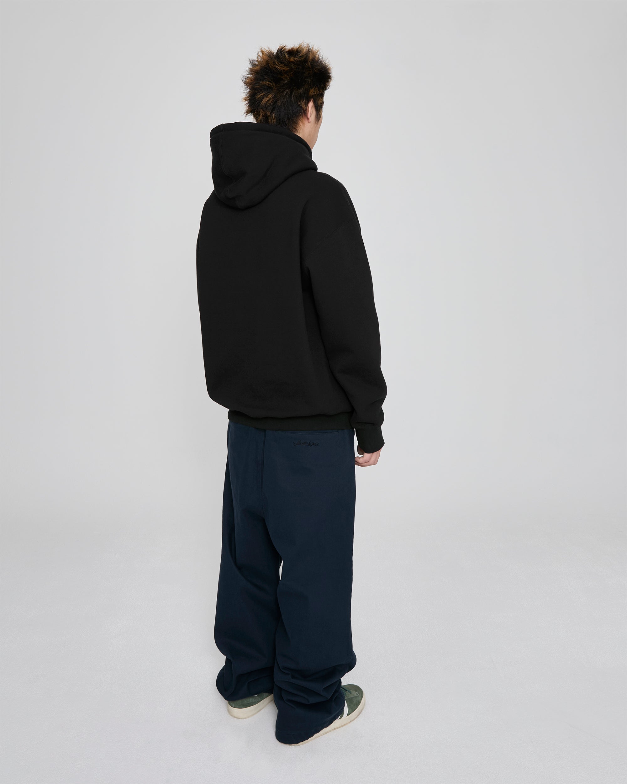 yeseyesee - Y.E.S Sign Logo Hoodie (Black) product image 9 | TRAB K-Fashion Australia