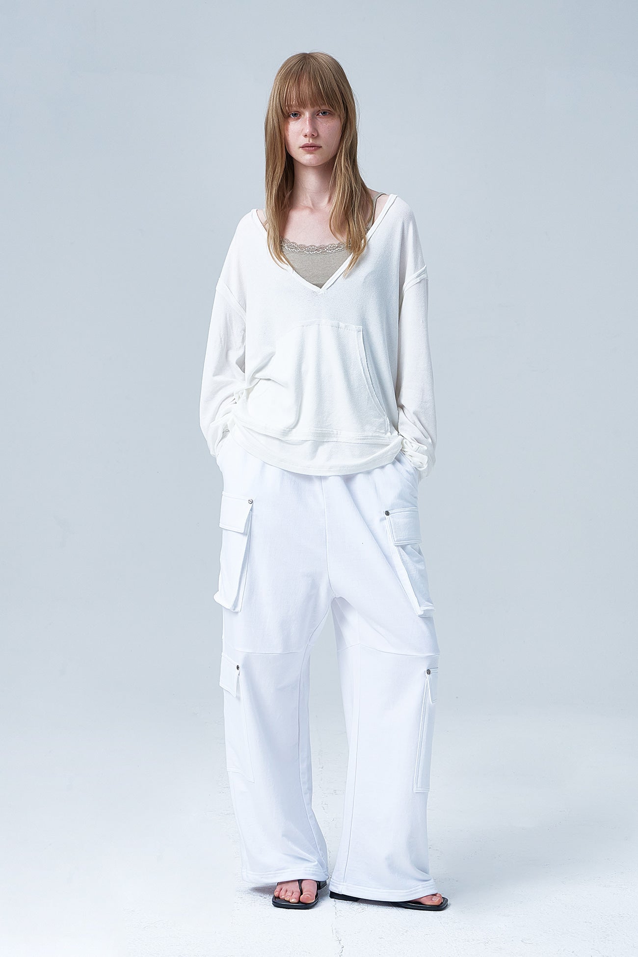 Deinet - Utility Cargo Sweat Pants (White) product image 4 | TRAB K-Fashion Australia