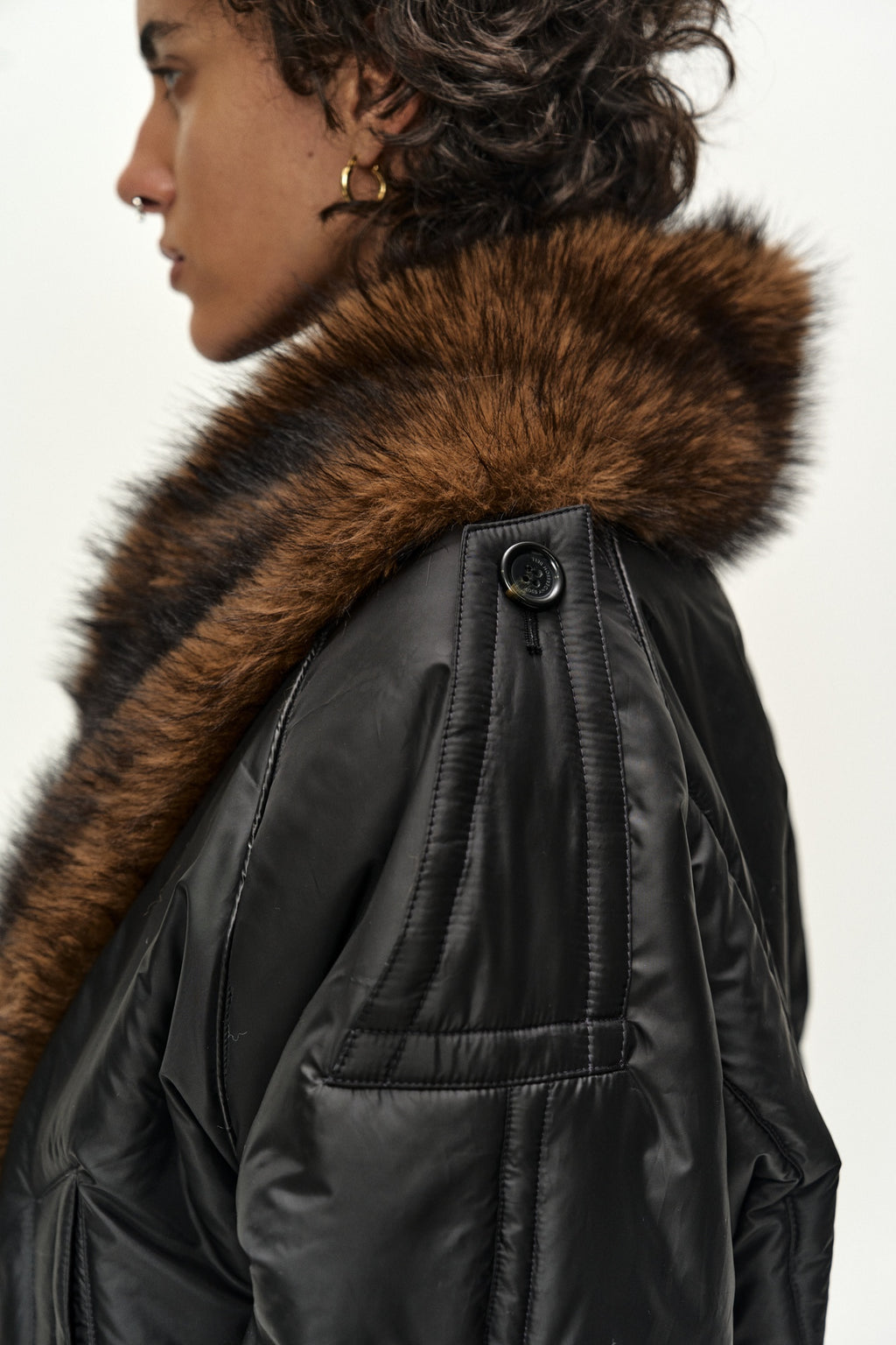 Andersson Bell - Fur Shawl Collar Puffer Jacket (Black) product image 11 | TRAB K-Fashion Australia