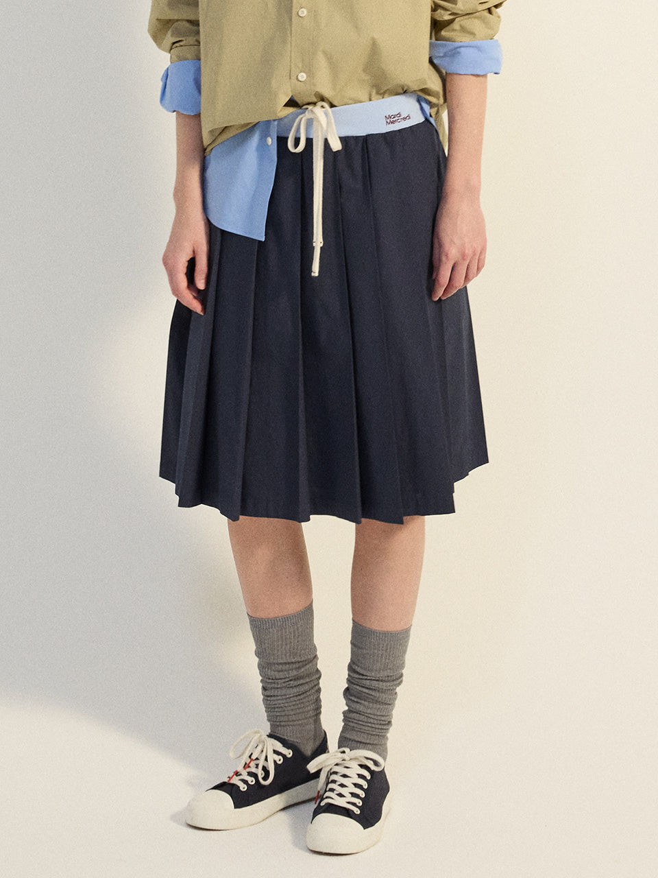 Mardi Mercredi - Cotton Pleated Midi Skirt (Navy) product image 1 | TRAB K-Fashion Australia