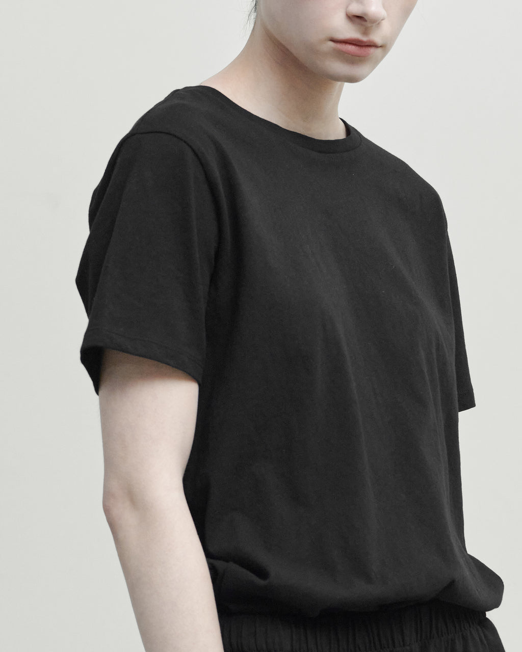 Brownyard - Round Easy T Shirt (Black) product image 3 | TRAB K-Fashion Australia