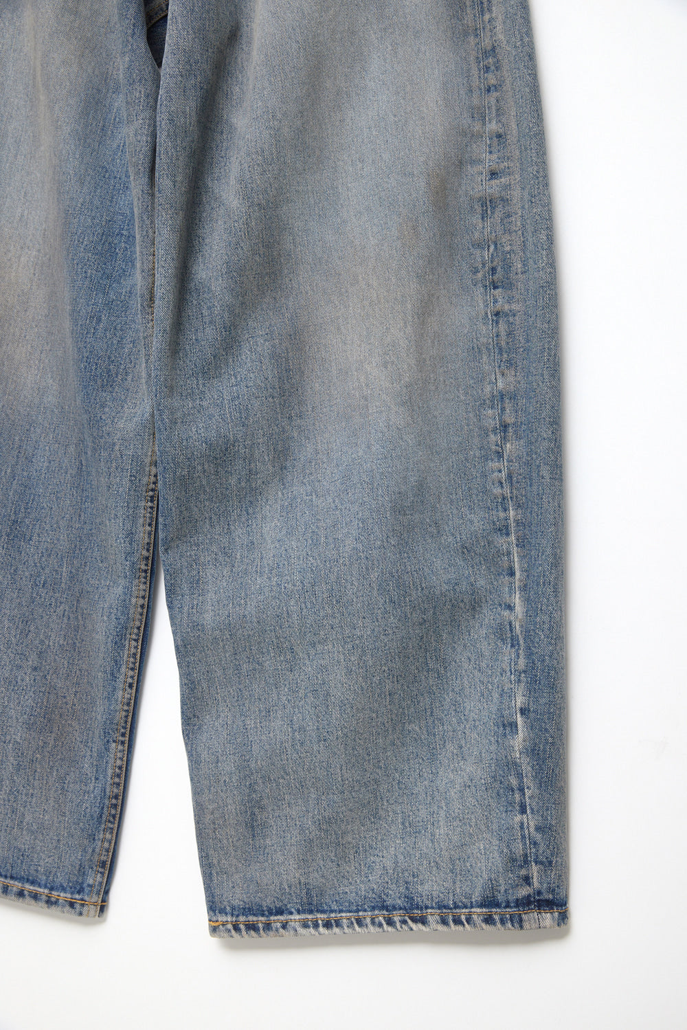Hatchingroom - Wide Curve Jeans (Faded Blue) product image 4 | TRAB K-Fashion Australia