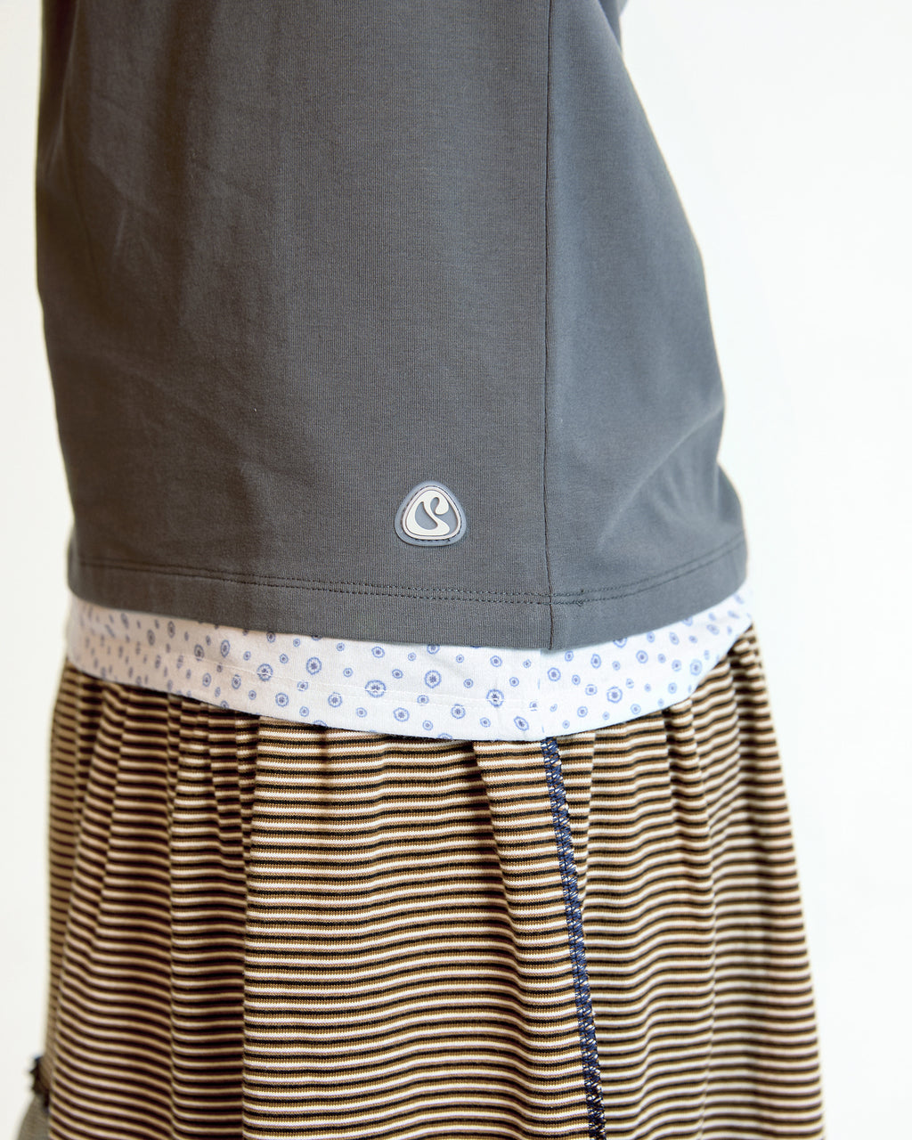 Coyseio - Dudu Layered Sleeveless (Charcoal) product image 2 | TRAB K-Fashion Australia