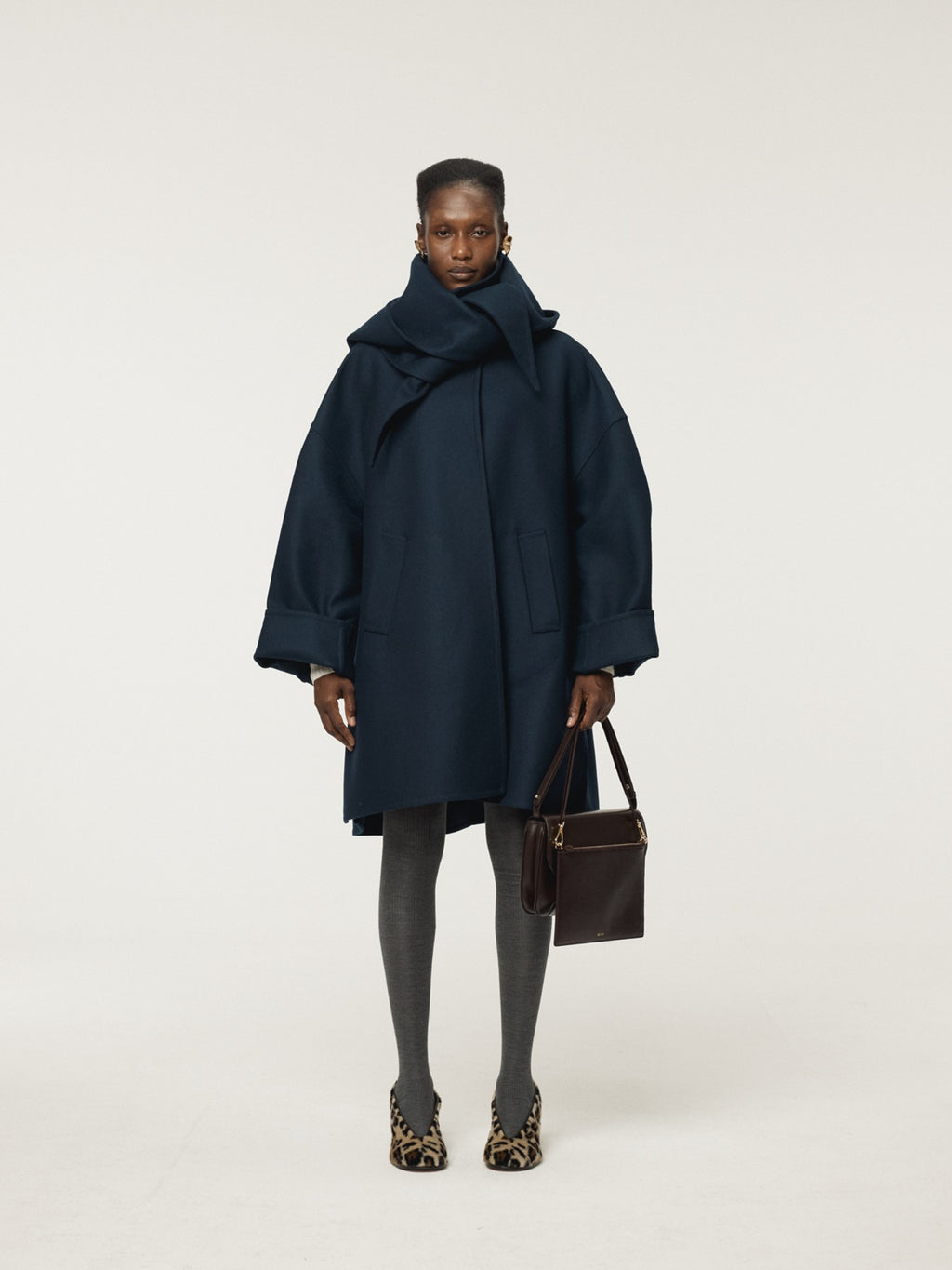 Recto - Oversized Handmade Hoody Coat (Navy) product image 1 | TRAB K-Fashion Australia