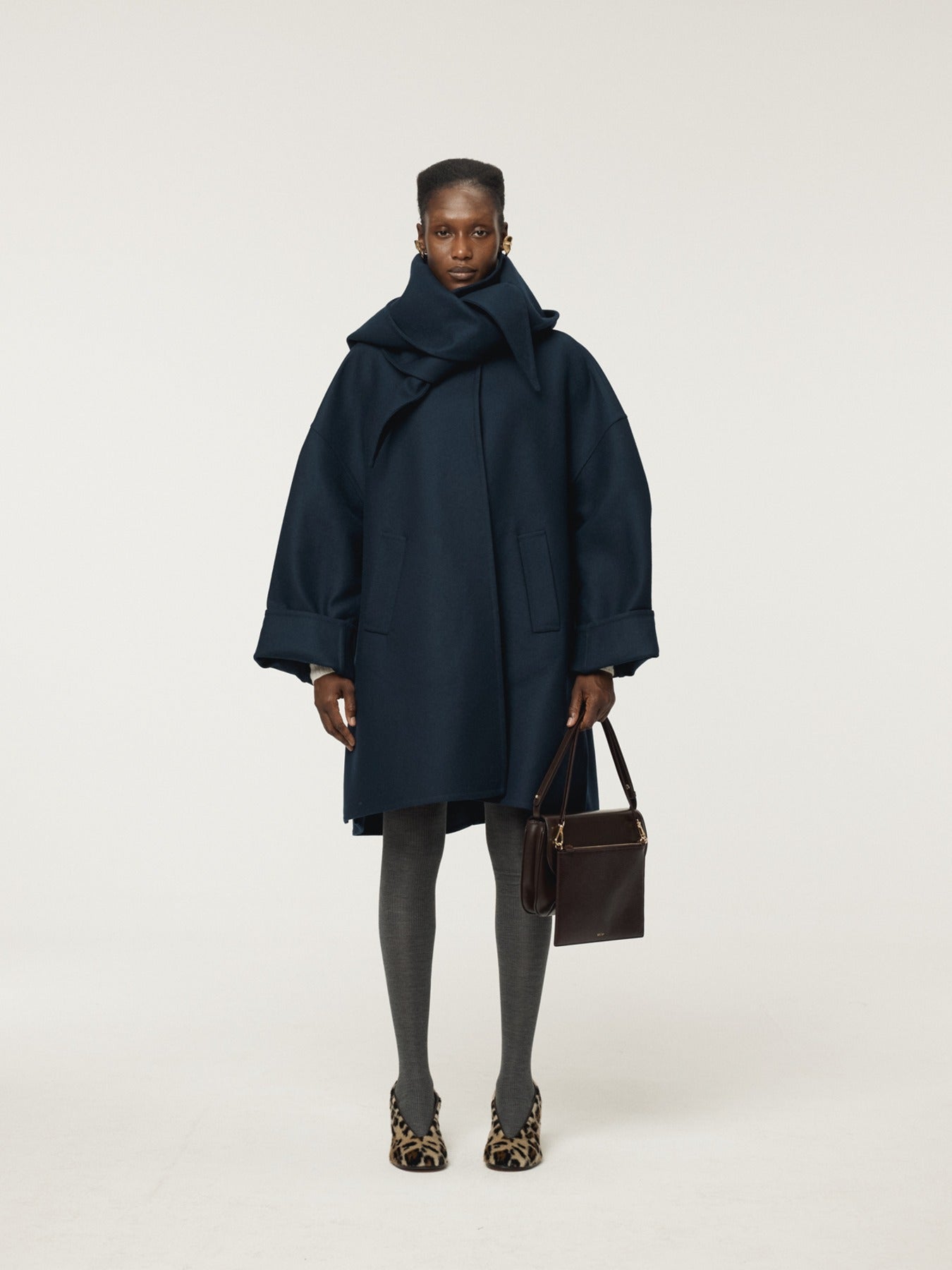 Recto - Oversized Handmade Hoody Coat (Navy) product image 1 | TRAB K-Fashion Australia