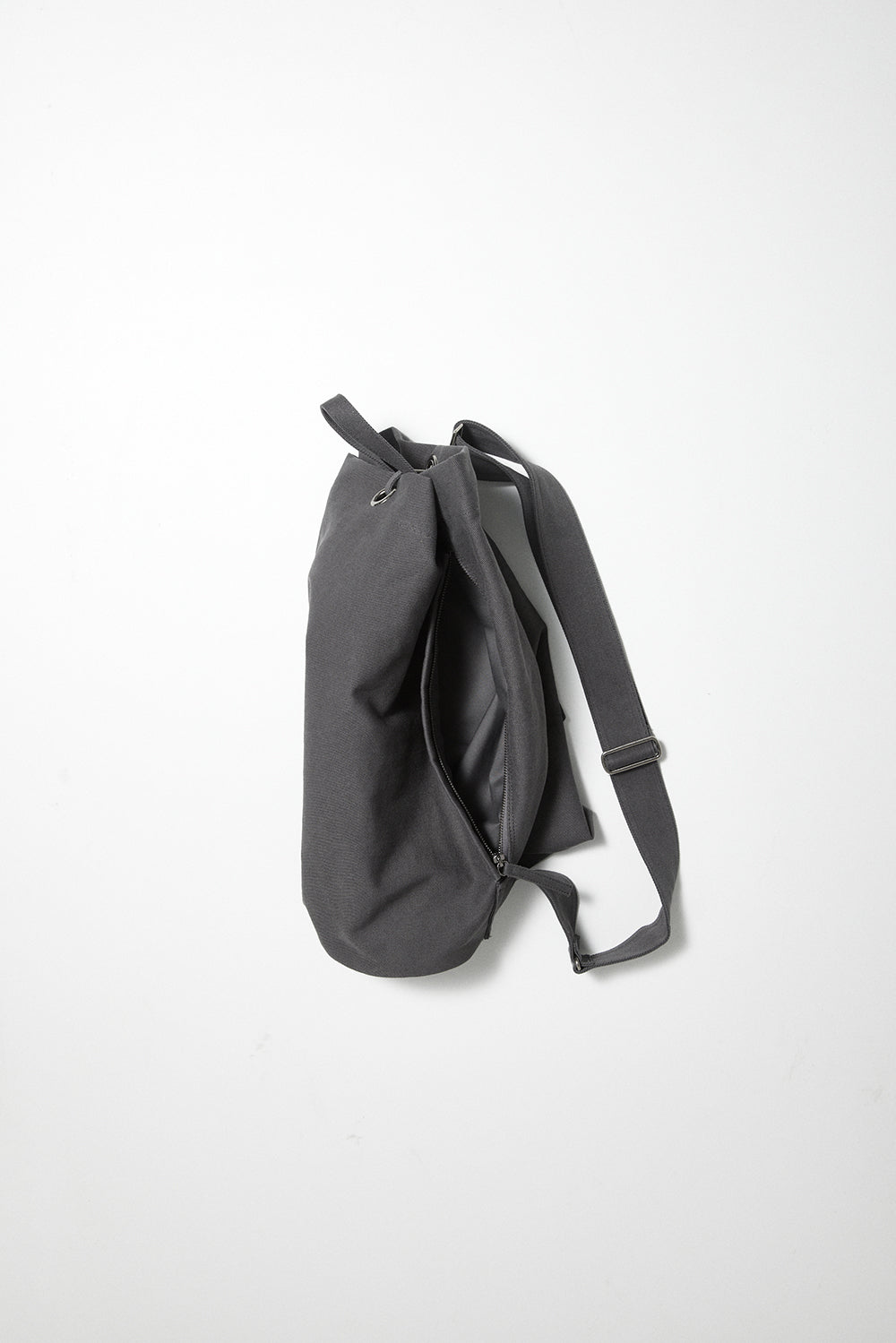 Hatchingroom - Duffle Cross Bag (Graphite) product image 4 | TRAB K-Fashion Australia