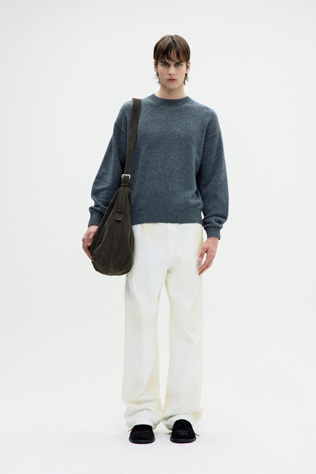 Coor - Wool Cropped Crewneck Sweater (Melange Gray) product image 2 | TRAB K-Fashion Australia