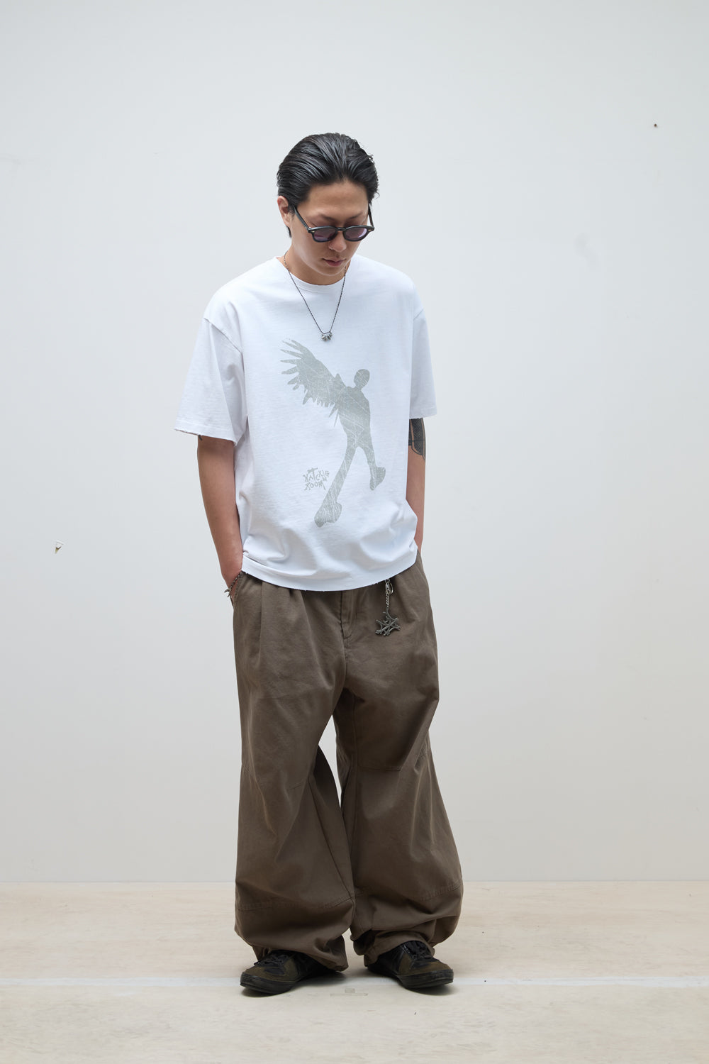 Hatchingroom - Broken Angel Tee (White) product image 9 | TRAB K-Fashion Australia