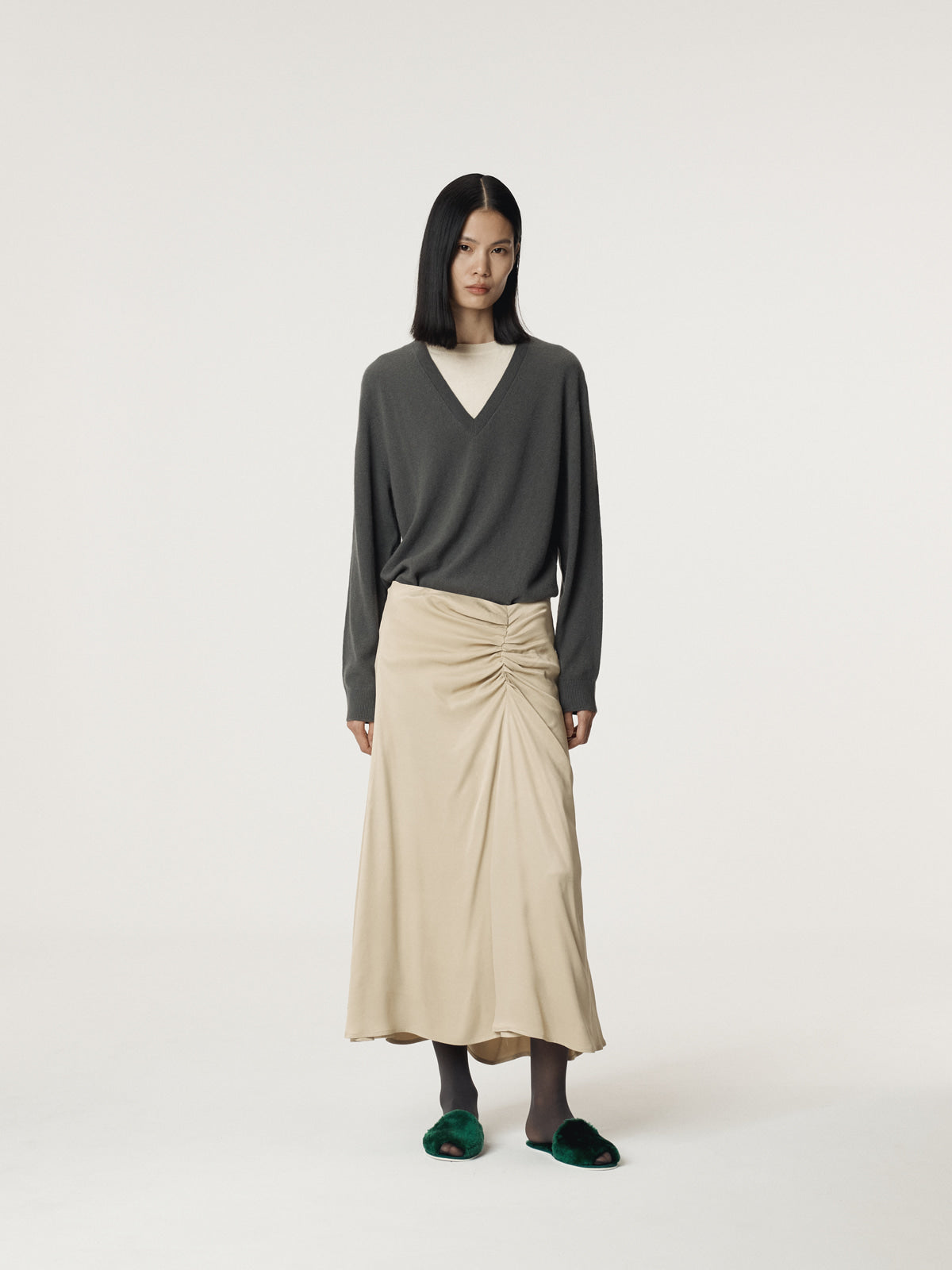 Recto - Contrast Layered V-Neck Knit Top (Taupe Grey) product image 4 | TRAB K-Fashion Australia