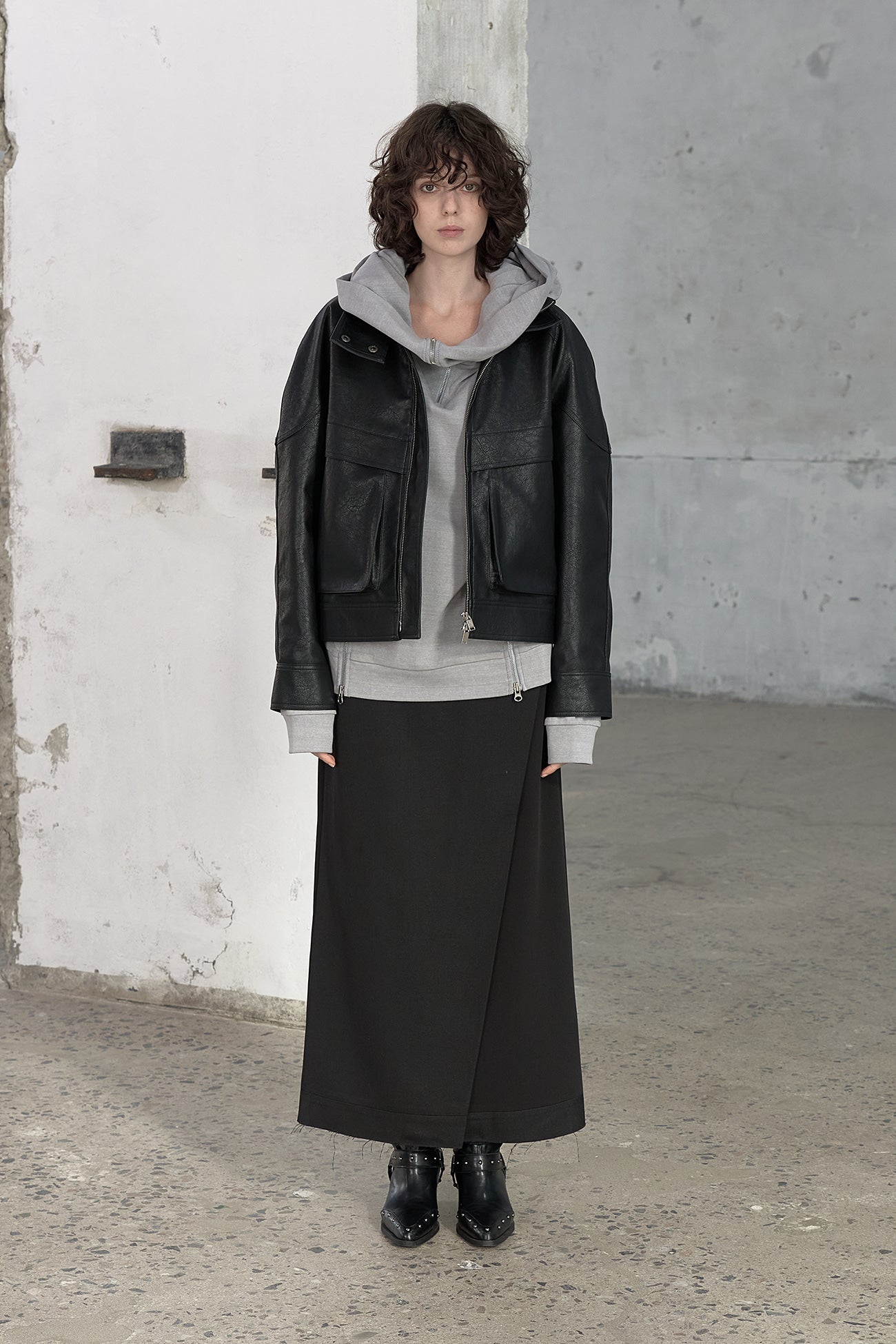 Deinet - Construct Panel Jacket (Black) product image 1 | TRAB K-Fashion Australia