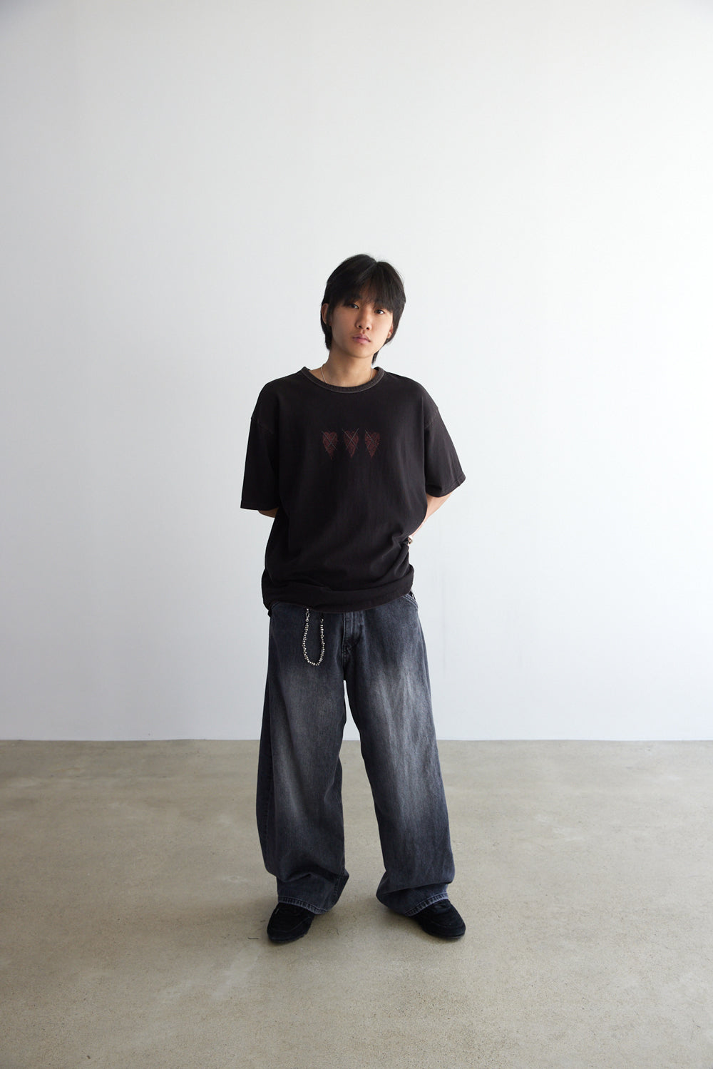 Hatchingroom - VTG Cartoon Heart Tee Washed (Black) product image 4 | TRAB K-Fashion Australia