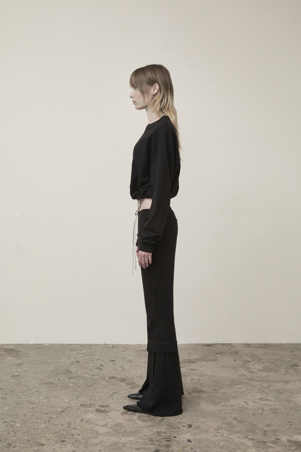 Matin Kim - Boots Cut Slim Cargo Sweatpants (Black) product image 6 | TRAB K-Fashion Australia