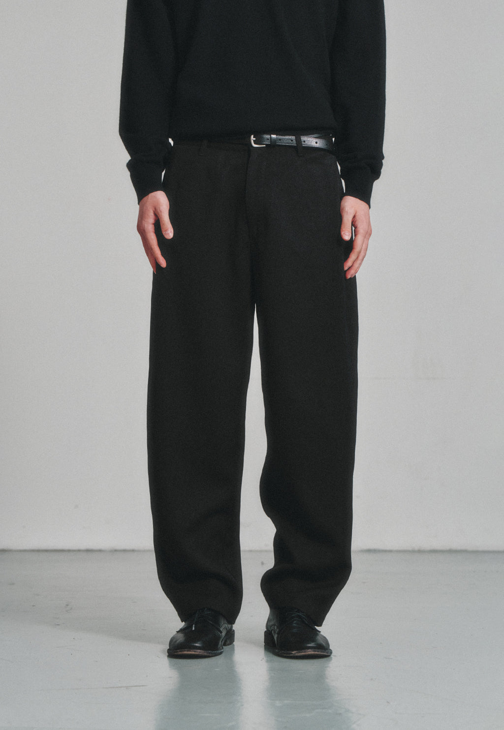 Art if acts - Comfy Side Tuck Curved Trousers (Black) product image 5 | TRAB K-Fashion Australia