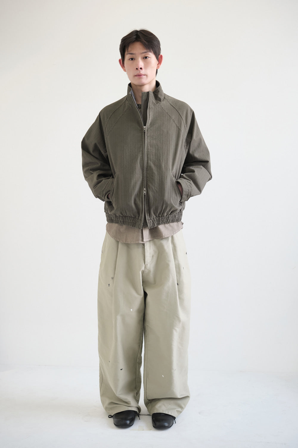 Hatchingroom - Two Pleats Trousers Moleskin (Beige) product image 3 | TRAB K-Fashion Australia