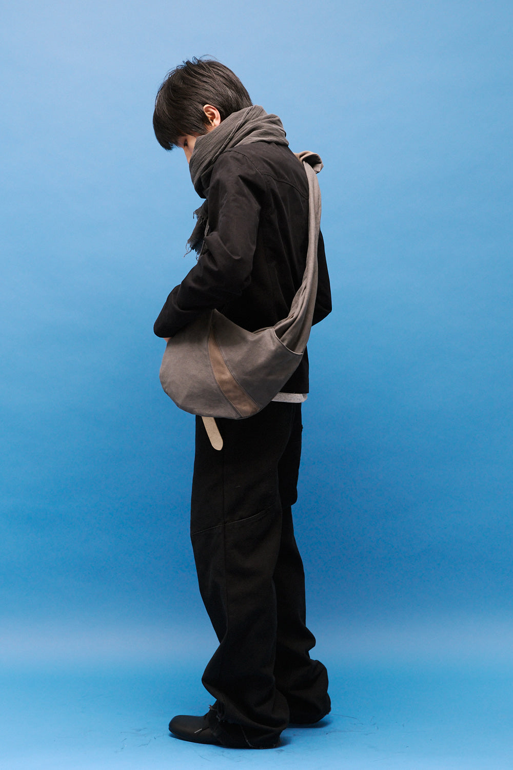 Hatchingroom - Curved Bag (Grey) product image 10 | TRAB K-Fashion Australia
