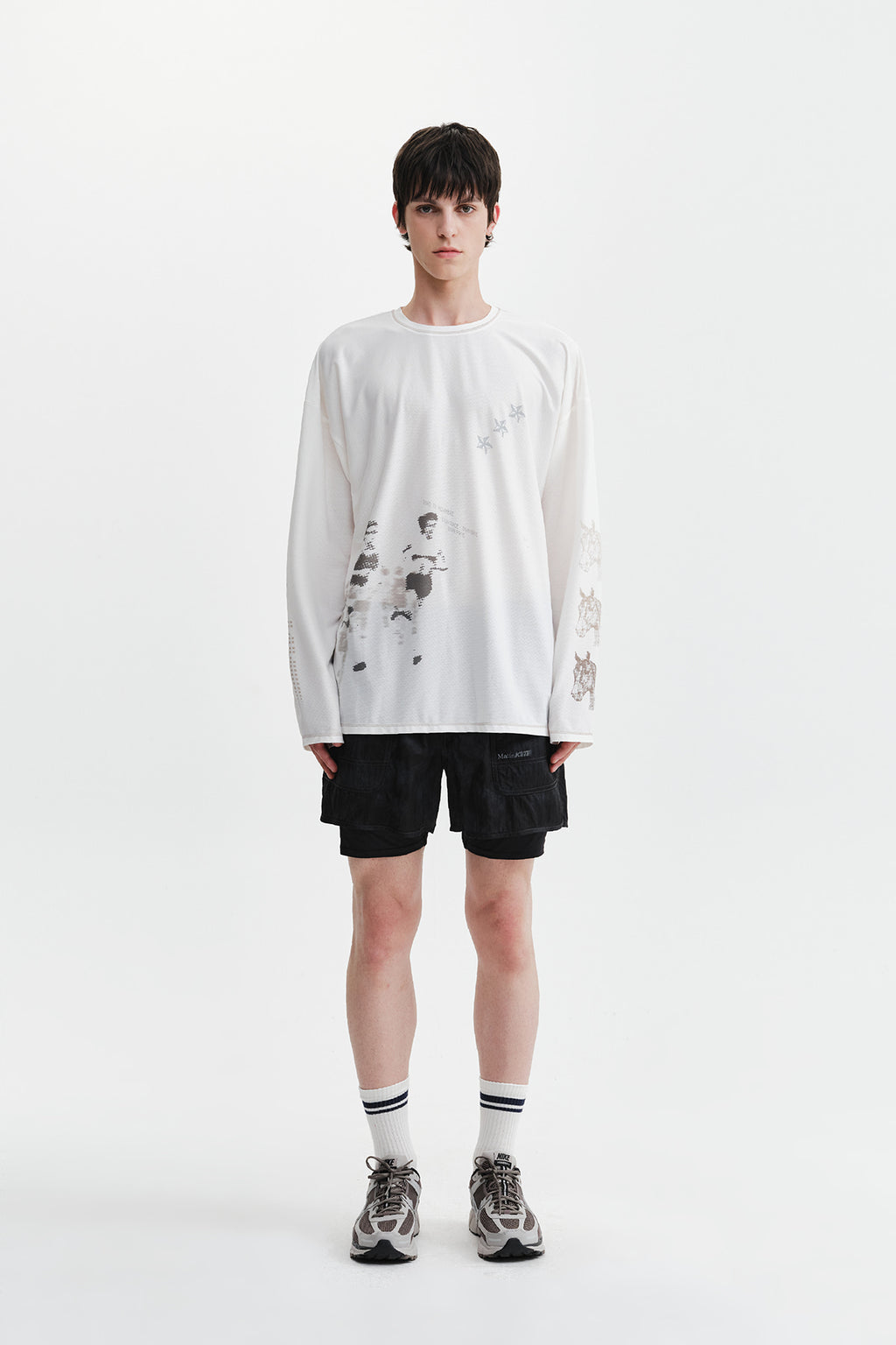 Matin Kim - Matin Pace Motion Shorts (Black) product image 5 | TRAB K-Fashion Australia