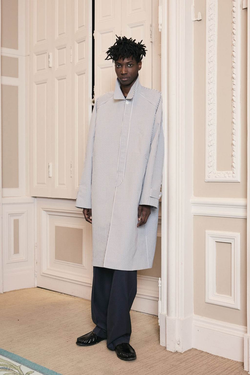 STU - Raglan Stripe Poplin Coat (White) product image 4 | TRAB K-Fashion Australia