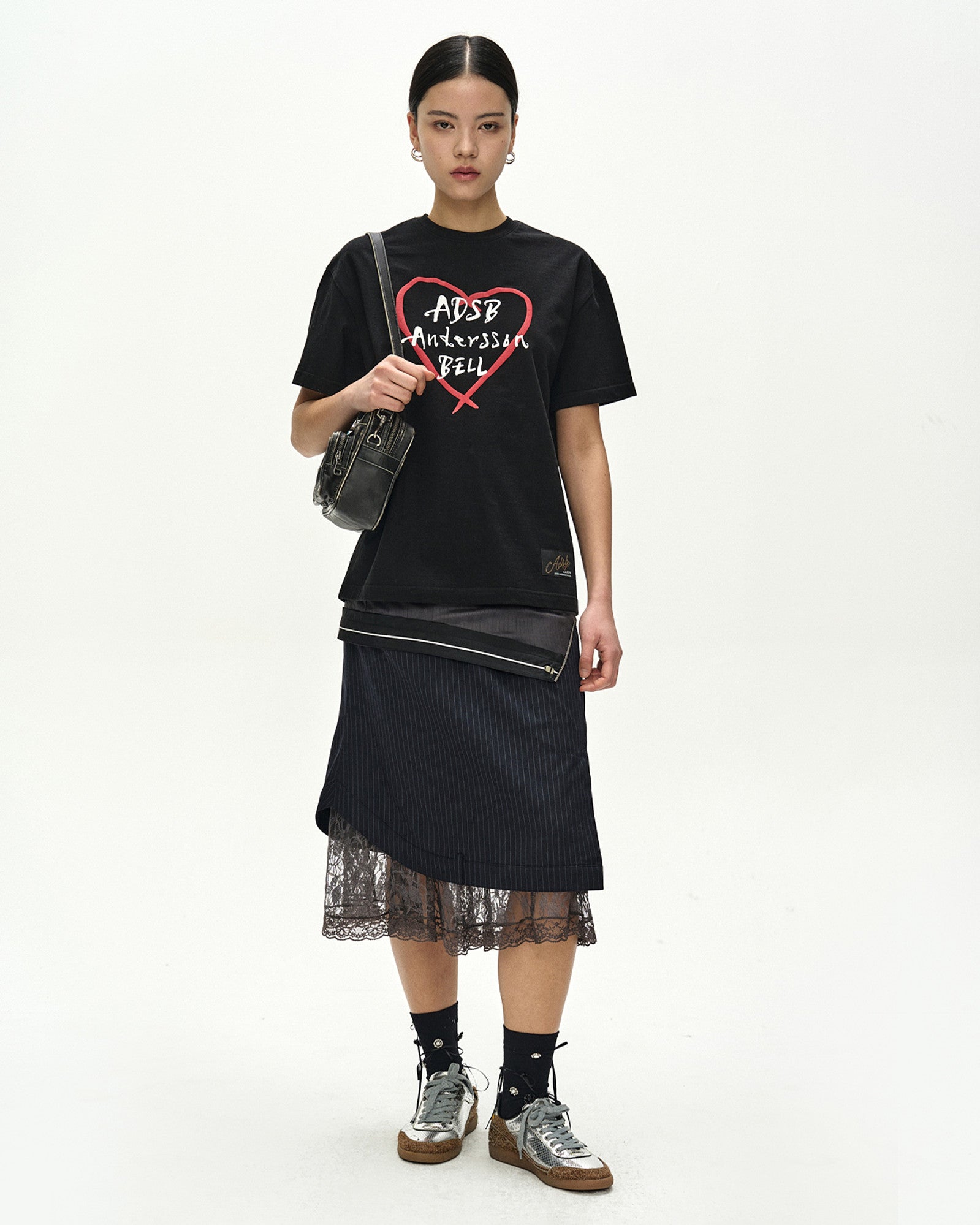 Andersson Bell - Unisex Heart Kelly Logo T-Shirt (Black/Red) product image 3 | TRAB K-Fashion Australia