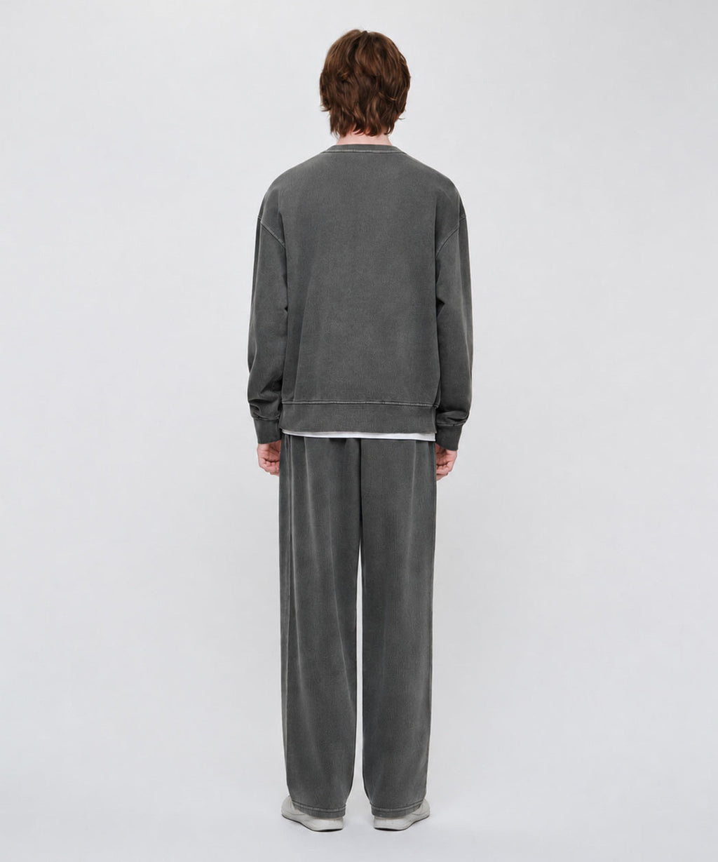 Marithe & Francois Girbaud - Crack Classic Logo Dyeing One Tuck Wide Sweat Pants (Charcoal) product image 5 | TRAB K-Fashion Australia