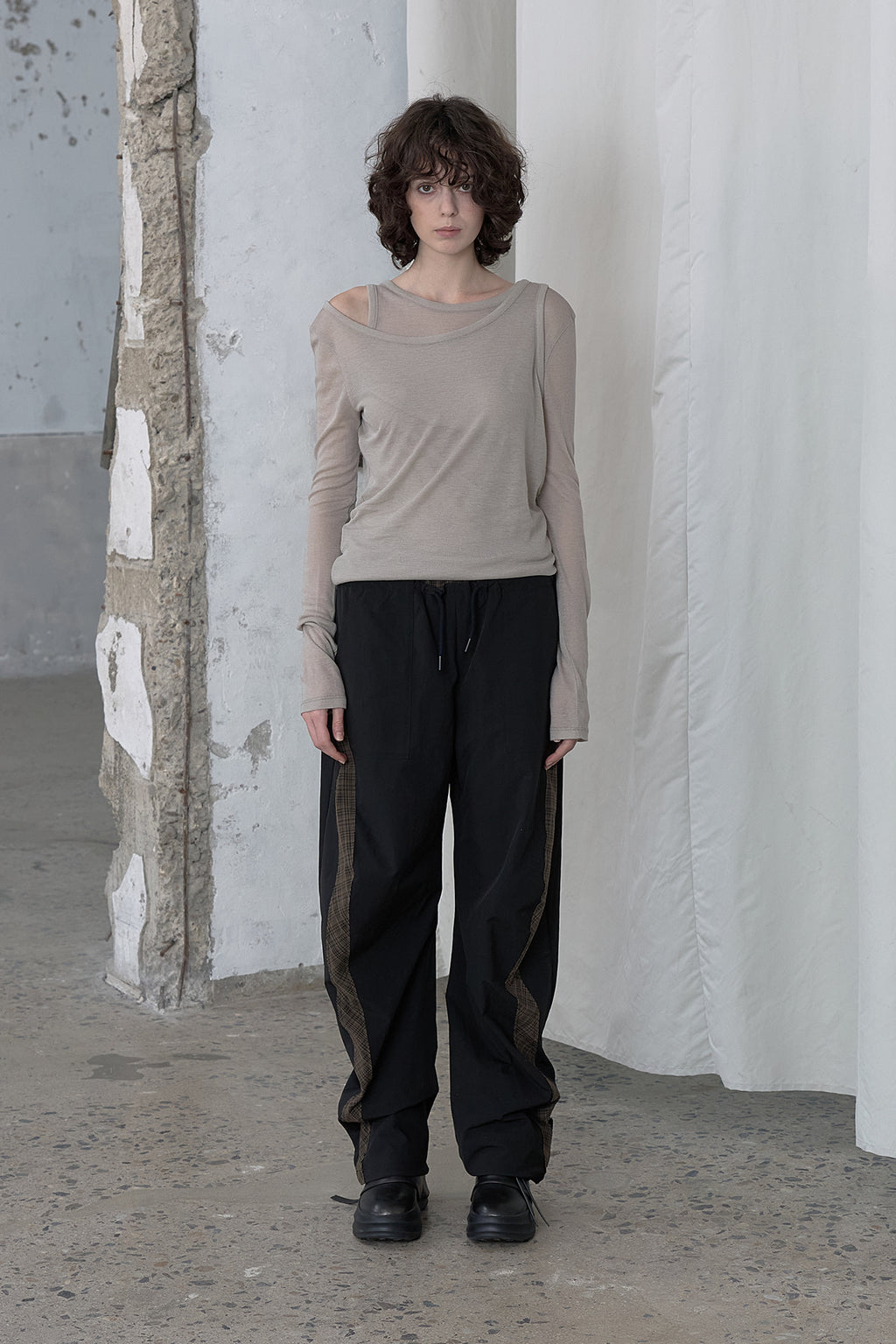 Deinet - Layered Long Sleeve (Grey) product image 1 | TRAB K-Fashion Australia