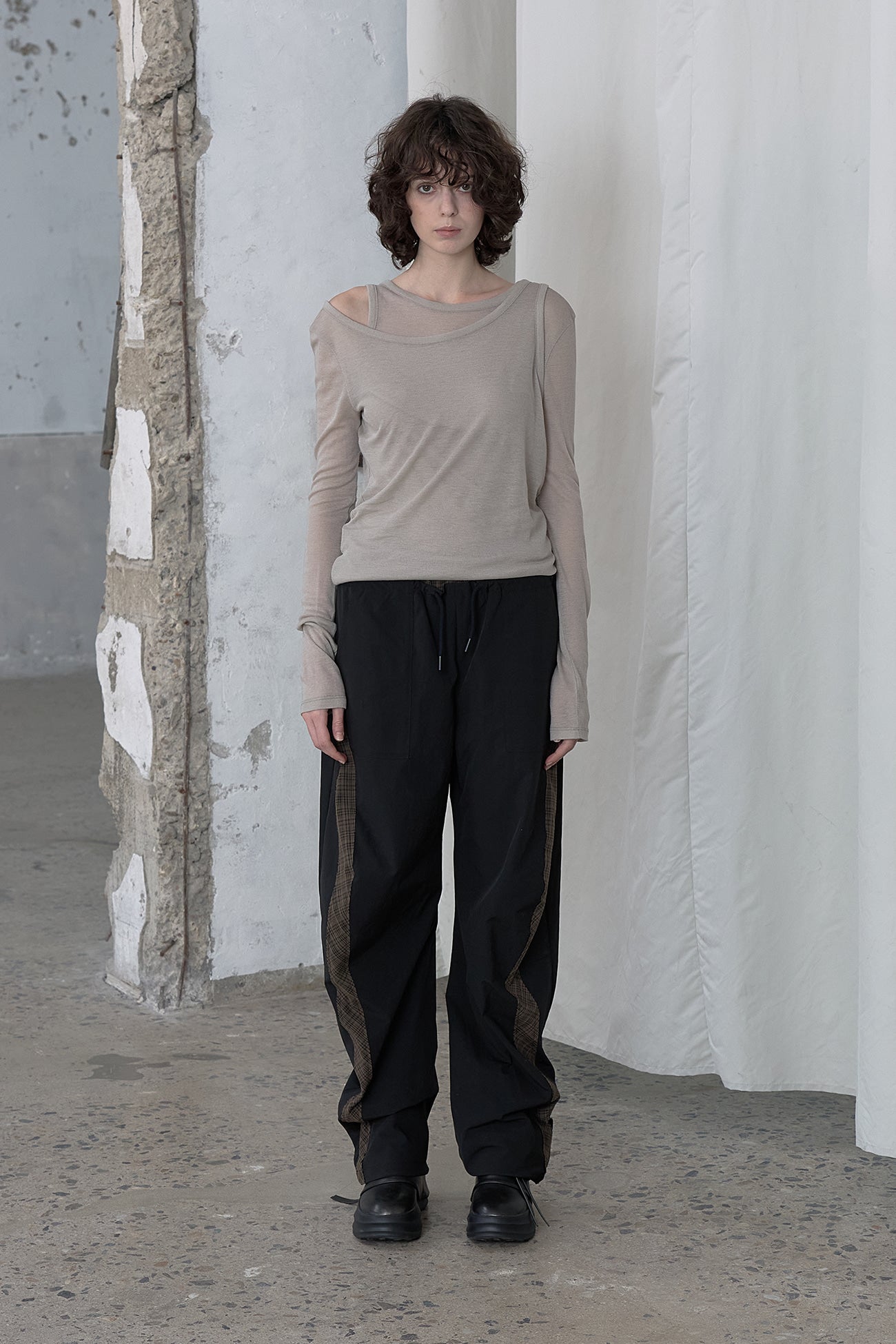 Deinet - Layered Long Sleeve (Grey) product image 1 | TRAB K-Fashion Australia