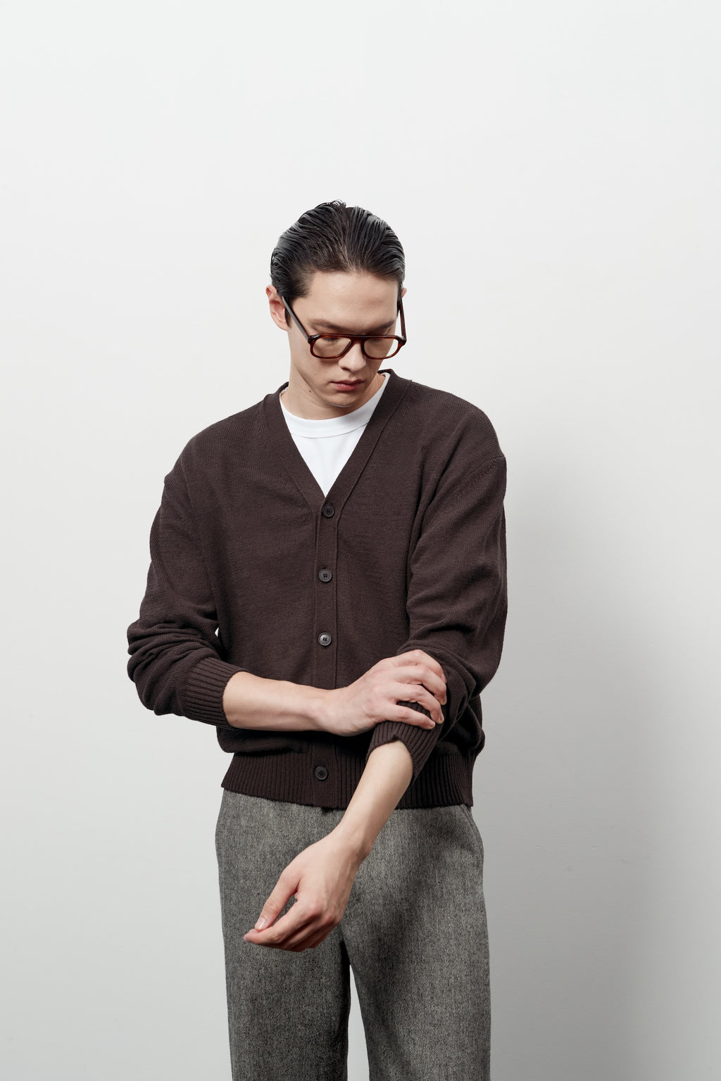 Stu - V- Neck Light Cardigan (Brown) product image 15 | TRAB K-Fashion Australia