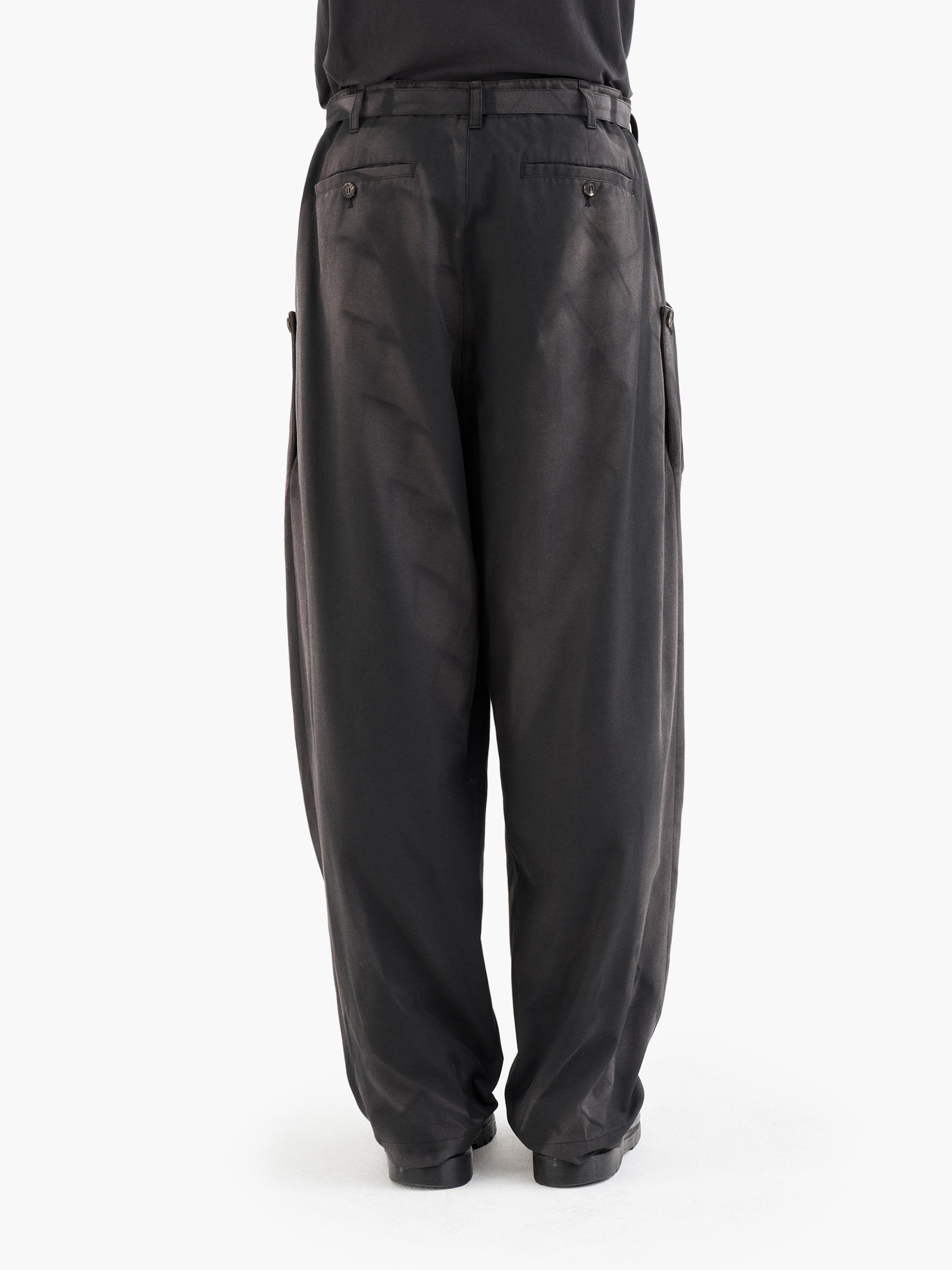 Jiyong Kim - Sun-Bleached Belted Wide Trousers (Black) product image 6 | TRAB K-Fashion Australia
