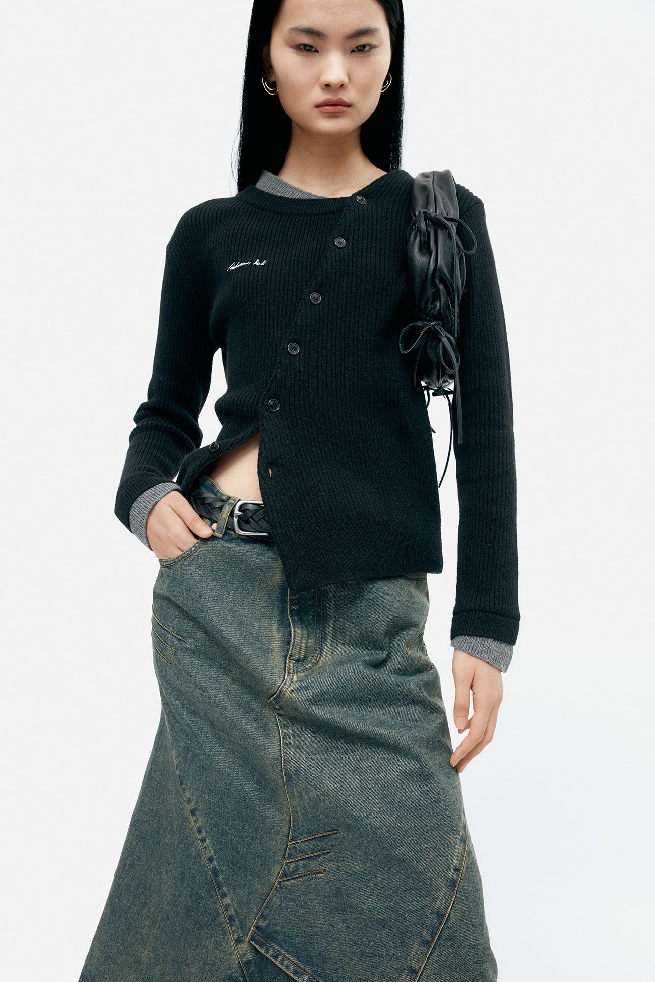 Andersson Bell - Button Slim Knit Cardigan (Black) product image 6 | TRAB K-Fashion Australia