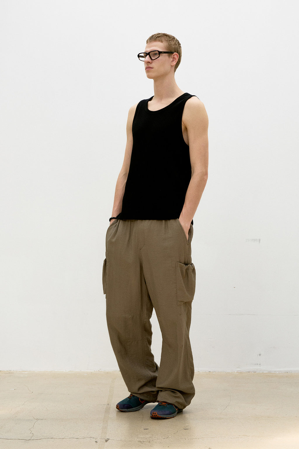 Coor - Scoop-Neck Ribbed Sleeveless (Black) product image 3 | TRAB K-Fashion Australia