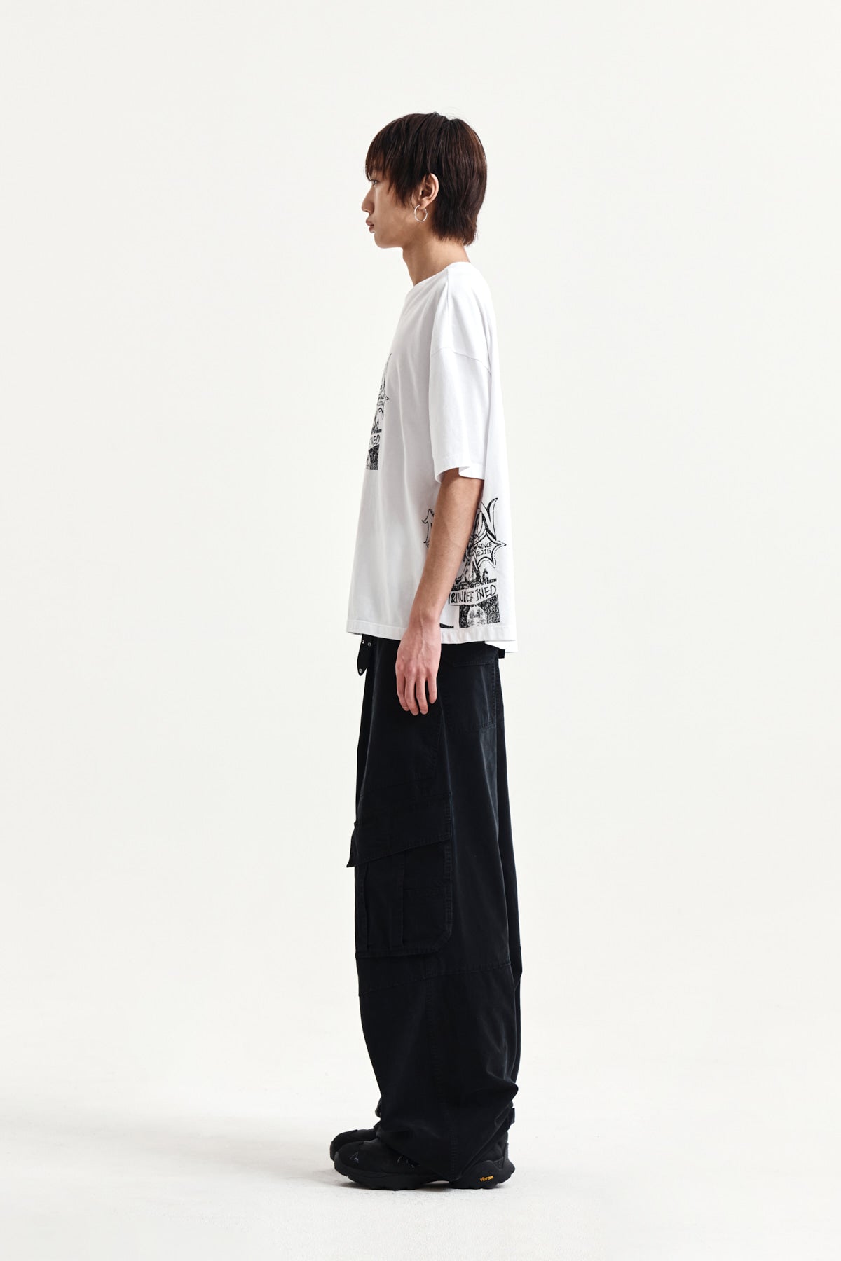 Matin Kim - Vintage Graffiti Artwork Top (White) product image 11 | TRAB K-Fashion Australia
