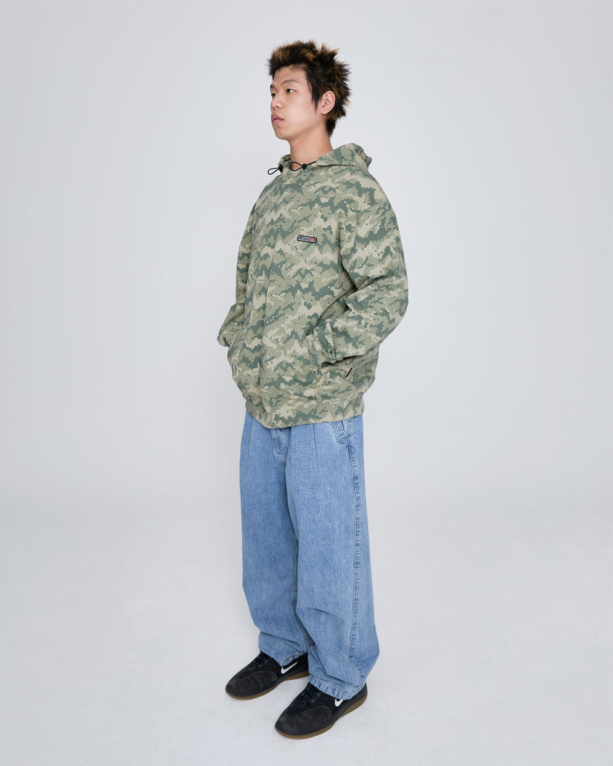 yeseyesee - Y.E.S Mountain Hoodie (Jungle) product image 8 | TRAB K-Fashion Australia