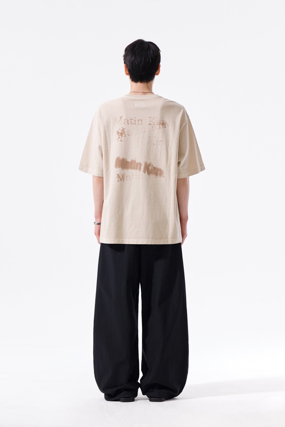 Matin Kim - [Pre-Order – Ships June 22] Pigment Graffiti Logo Top (Beige) product image 12 | TRAB K-Fashion Australia