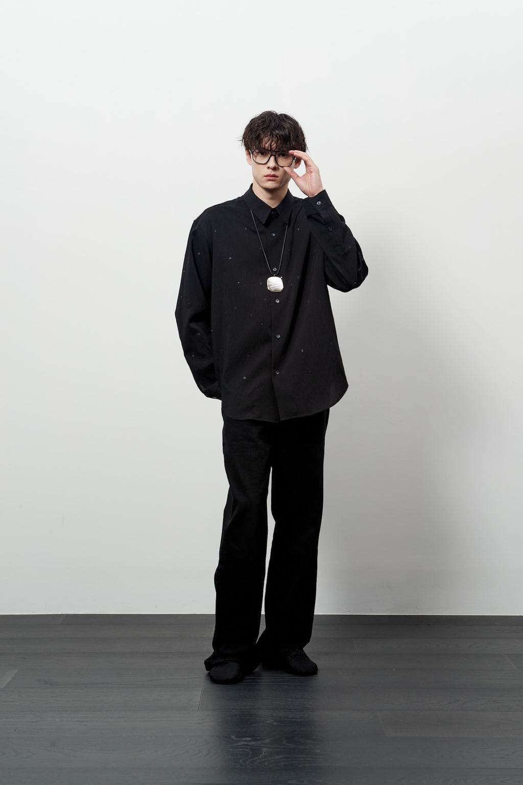 Stu - Crystal Stripe Shirt (Black) product image 9 | TRAB K-Fashion Australia