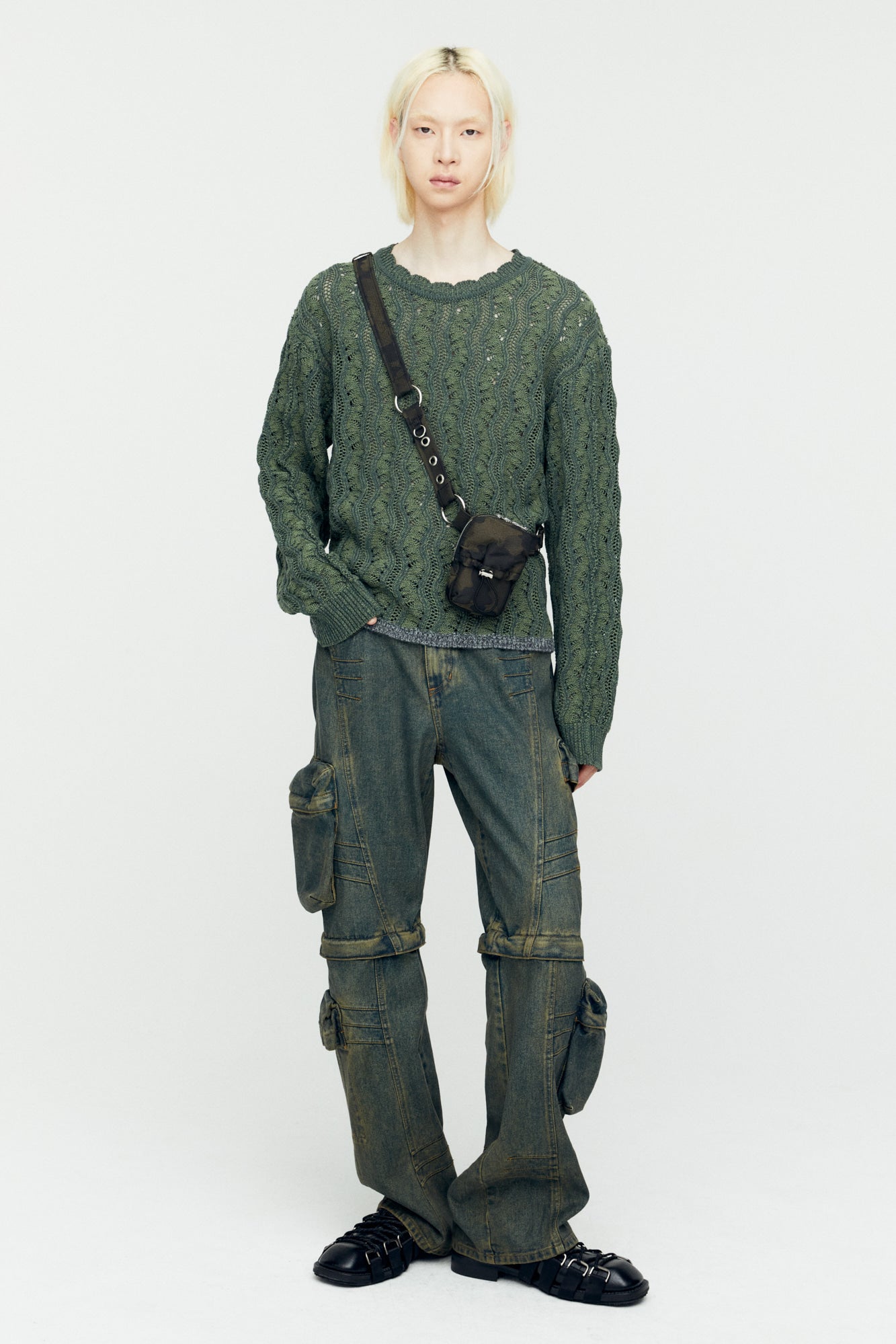 Andersson Bell - Two Tone Wave Crew-Neck Sweater (Khaki) product image 2 | TRAB K-Fashion Australia