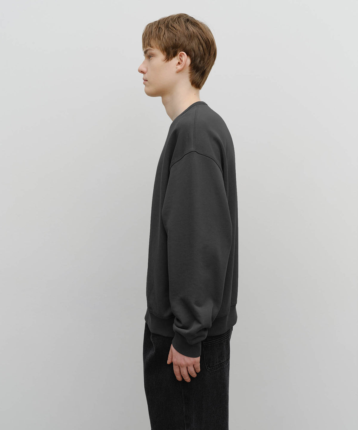 Marithe & Francois Girbaud - Lettering Logo Over Fit Sweatshirt (Charcoal) product image 2 | TRAB K-Fashion Australia