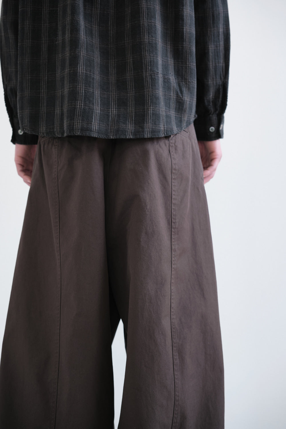 Hatchingroom - Slump Trousers (Dark Brown) product image 11 | TRAB K-Fashion Australia