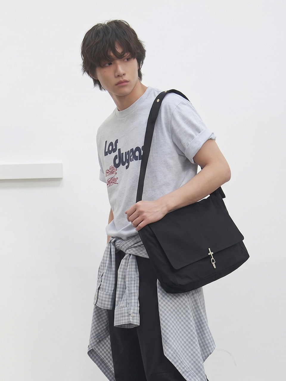 Kijun - Canvas Cross Bag (Black) product image 1 | TRAB K-Fashion Australia