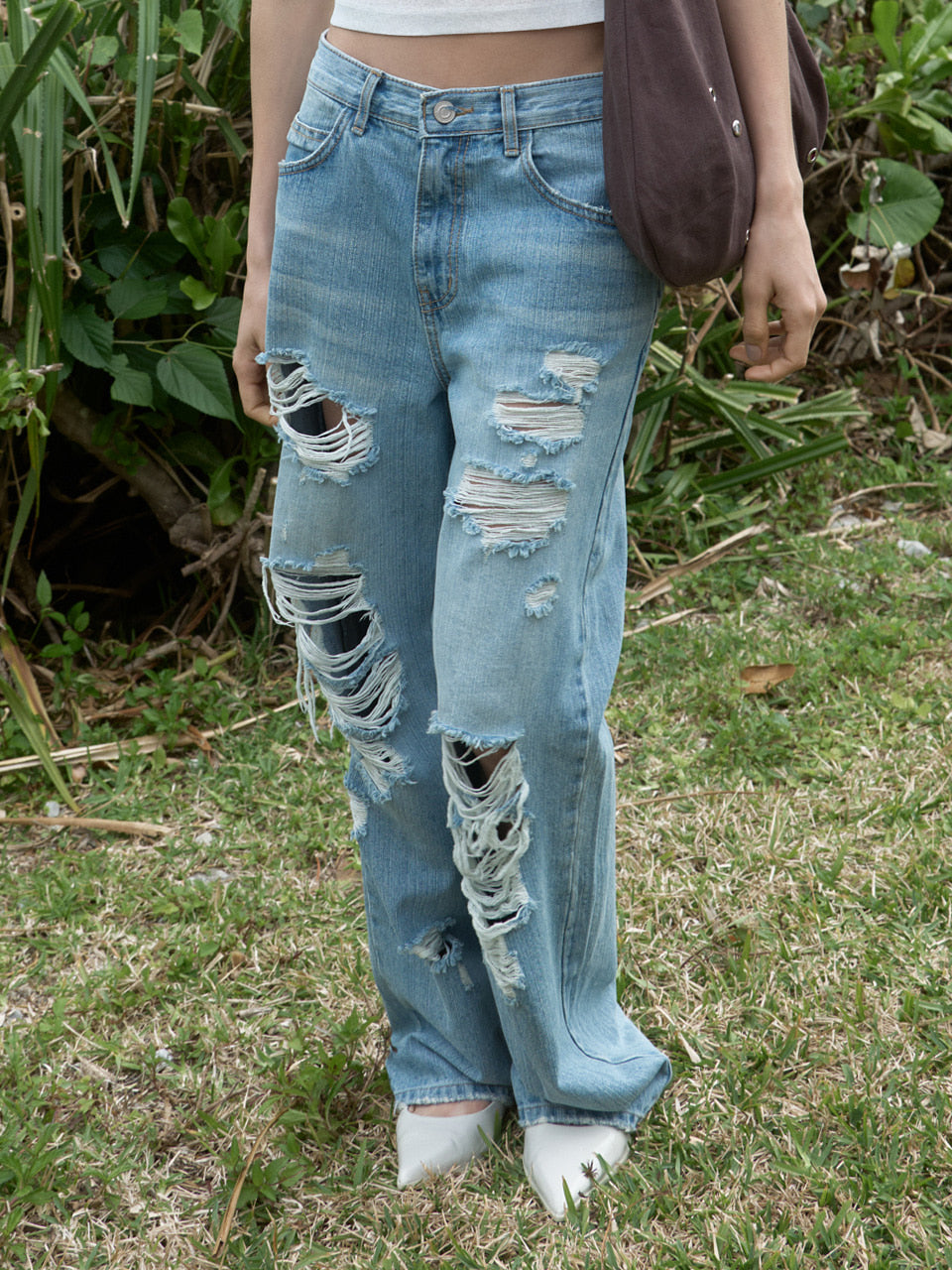 Kijun - Distressed Relaxed Fit Jeans (Blue) product image 2 | TRAB K-Fashion Australia