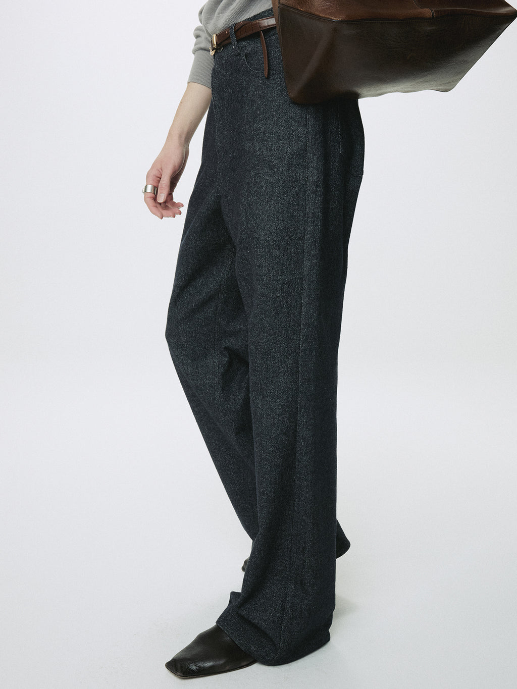 Tonywack - Wool Denim Loose Flared Jeans (Dark Indigo) product image 7 | TRAB K-Fashion Australia