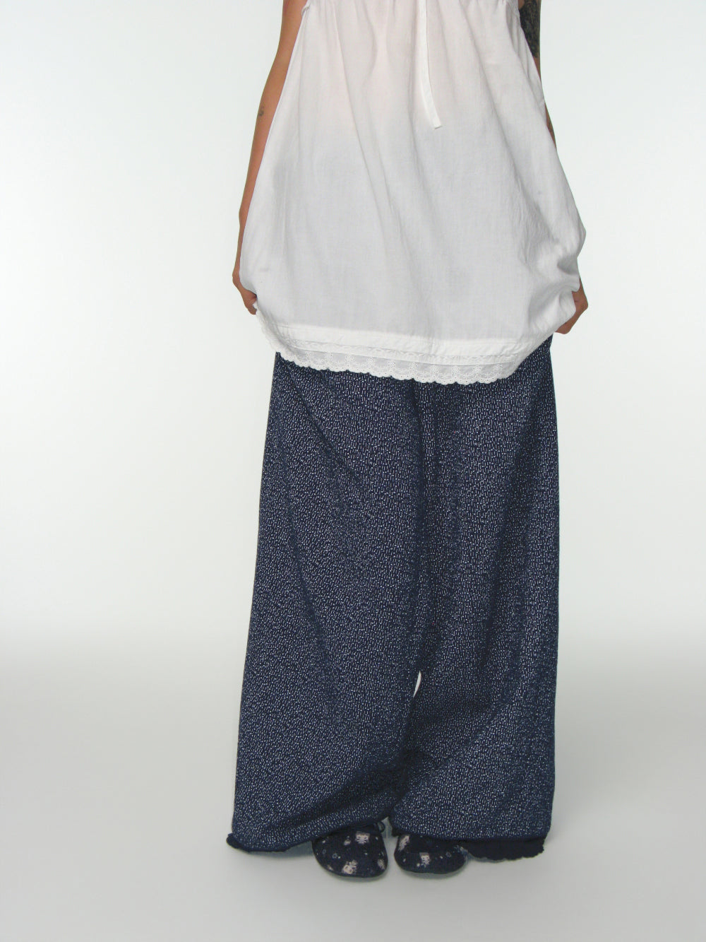 Coyseio - Shooting Star Pants (Navy) product image 8 | TRAB K-Fashion Australia