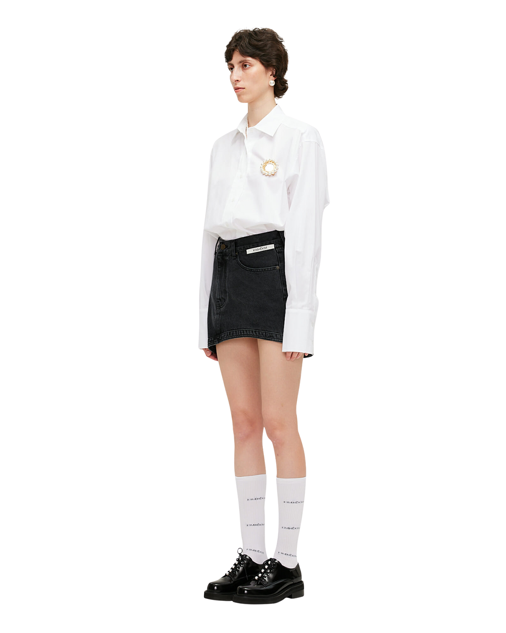 Kimhe Kim - Shirt With Brooch (White) product image 2 | TRAB K-Fashion Australia