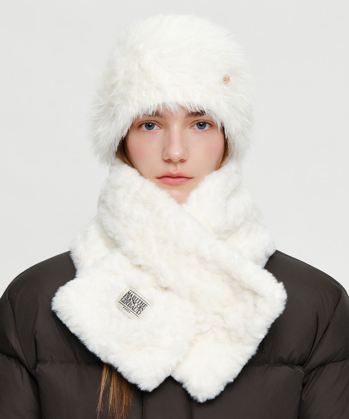 Marithe & Francois Girbaud - Classic Logo Fur Muffler (Ivory) product image 4 | TRAB K-Fashion Australia