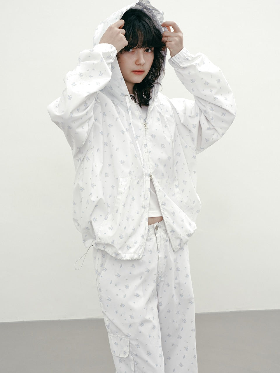 Margarin Fingers - Floral Windbreaker (White) product image 1 | TRAB K-Fashion Australia